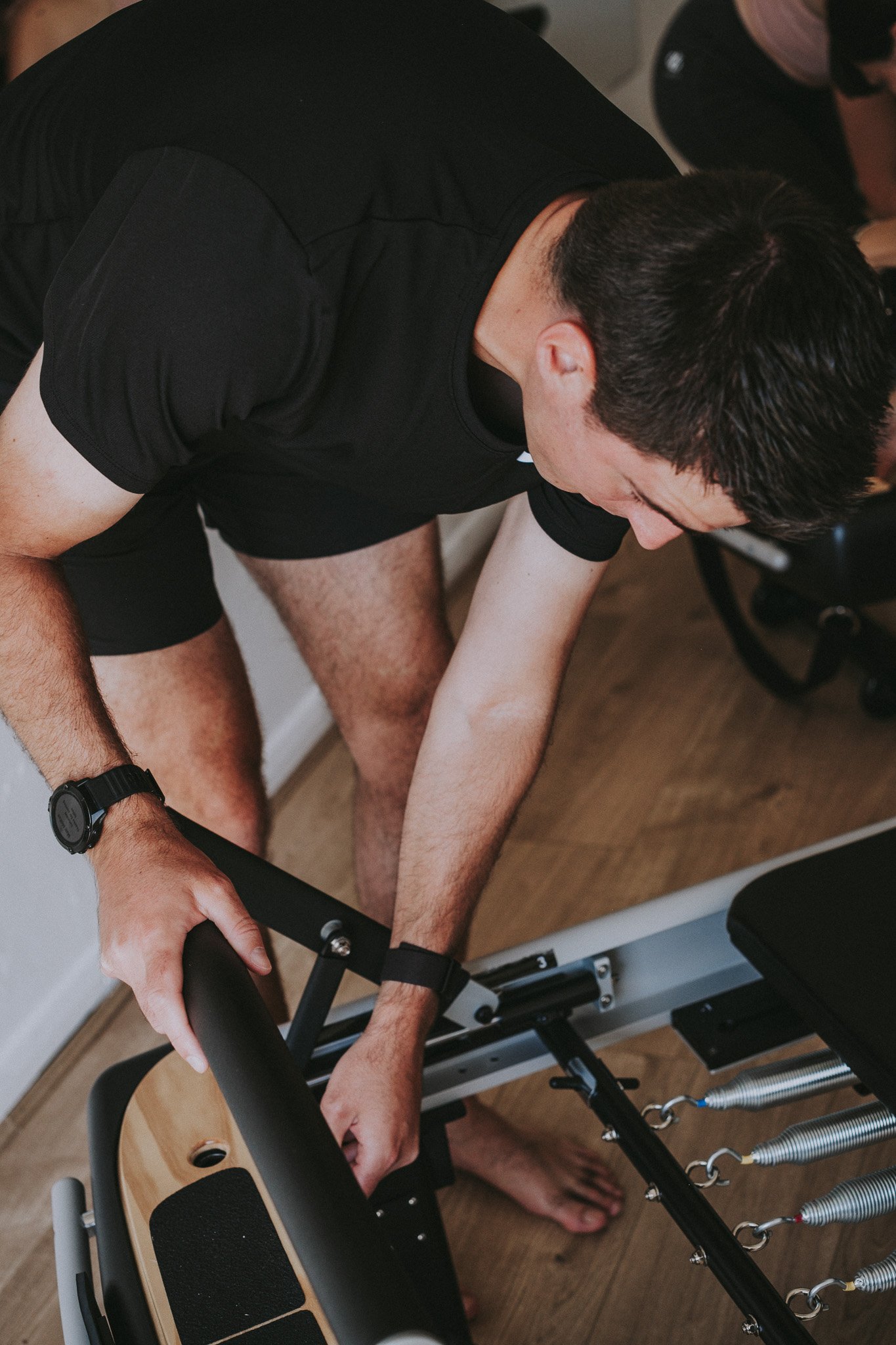 You're in charge of your own equipment, we teach all the transitions from one exercise to the next. To stay connected and supple.