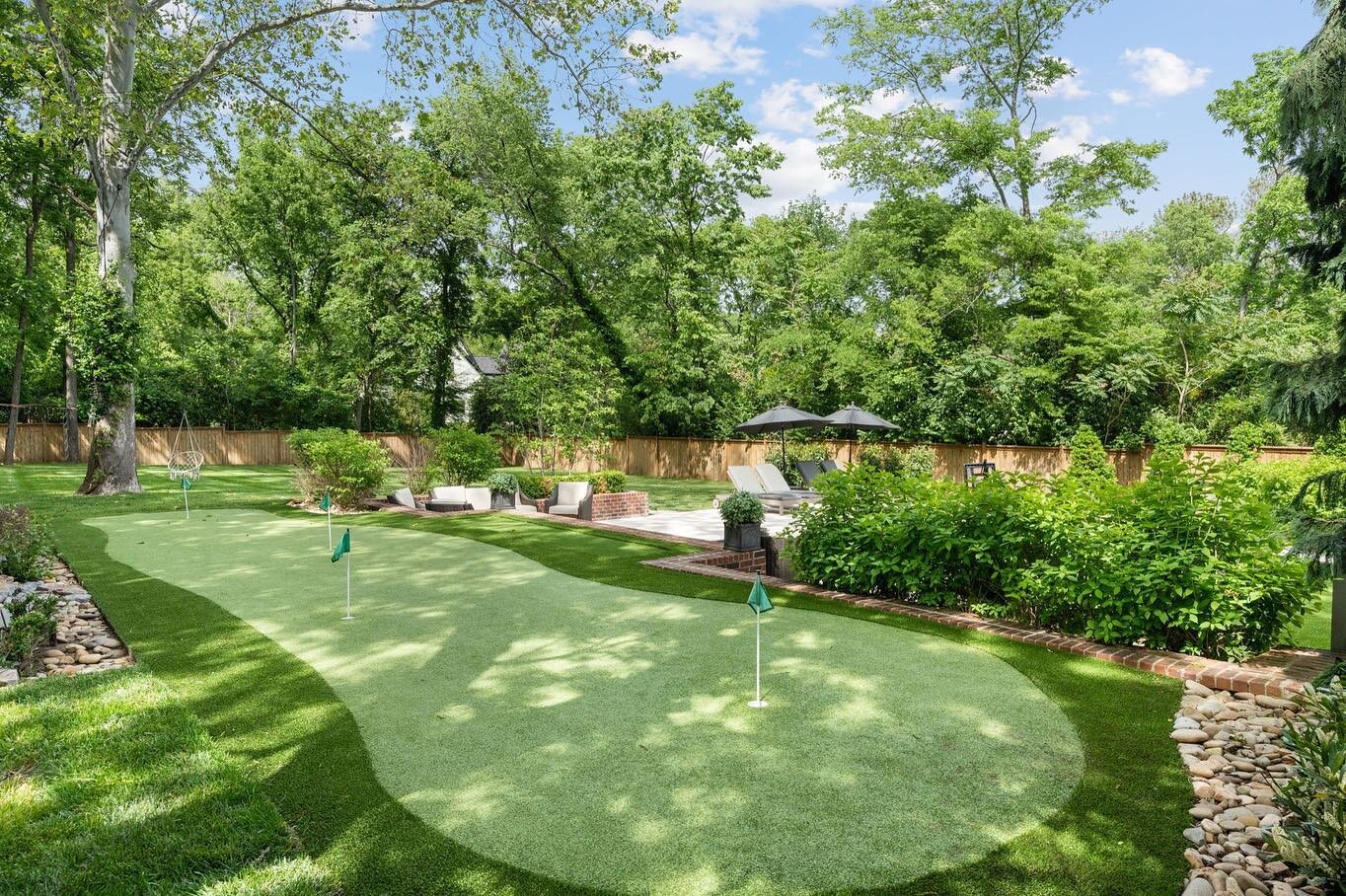 UNDER CONTRACT - I had the pleasure of helping my friend/client secure this gorgeous modern home right in the heart of the Oak Hill neighborhood in Nashville.  Putting Green and Saltwater pool are just a few of the many amenities this home has to off