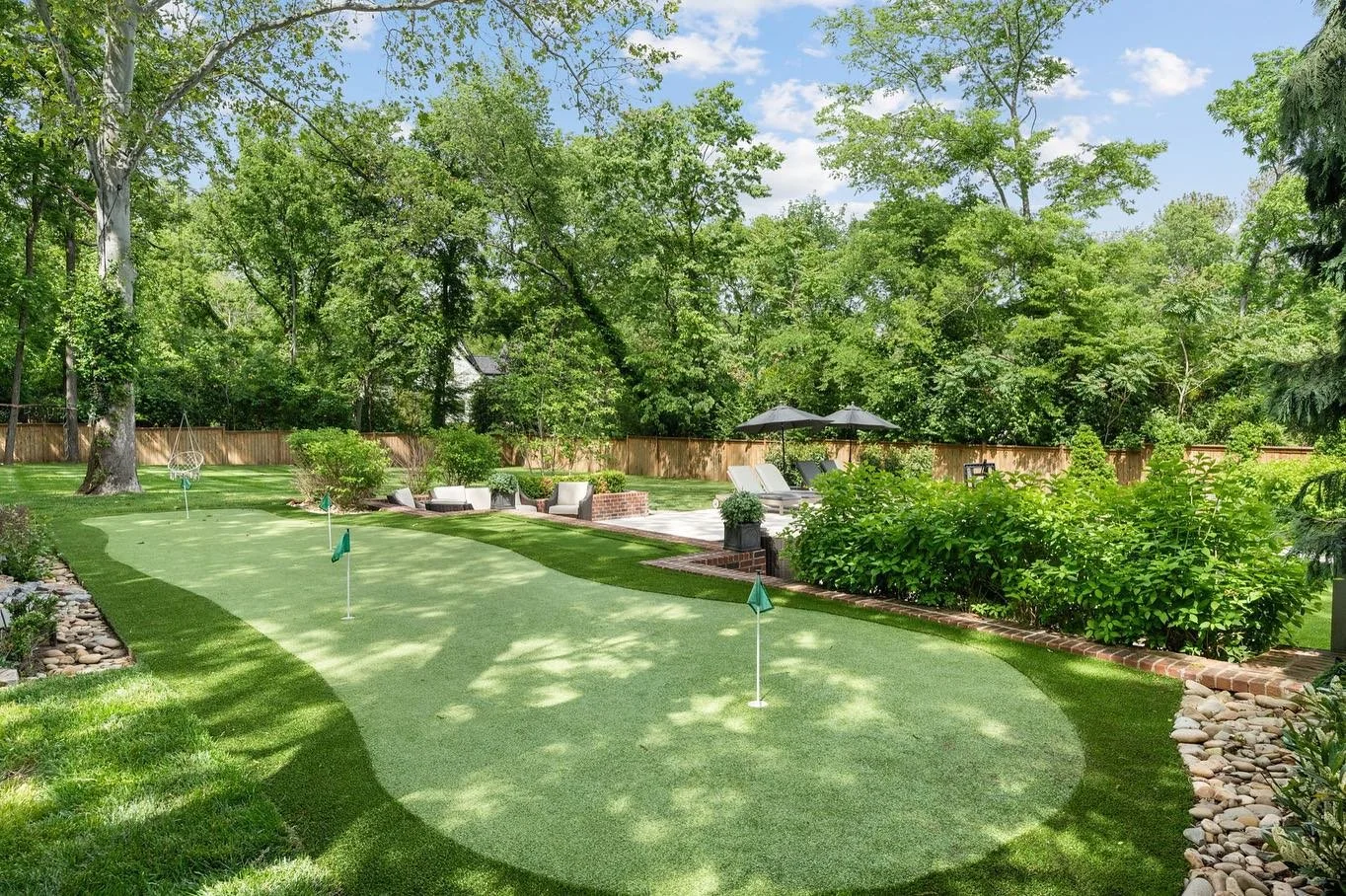 UNDER CONTRACT - I had the pleasure of helping my friend/client secure this gorgeous modern home right in the heart of the Oak Hill neighborhood in Nashville.  Putting Green and Saltwater pool are just a few of the many amenities this home has to off