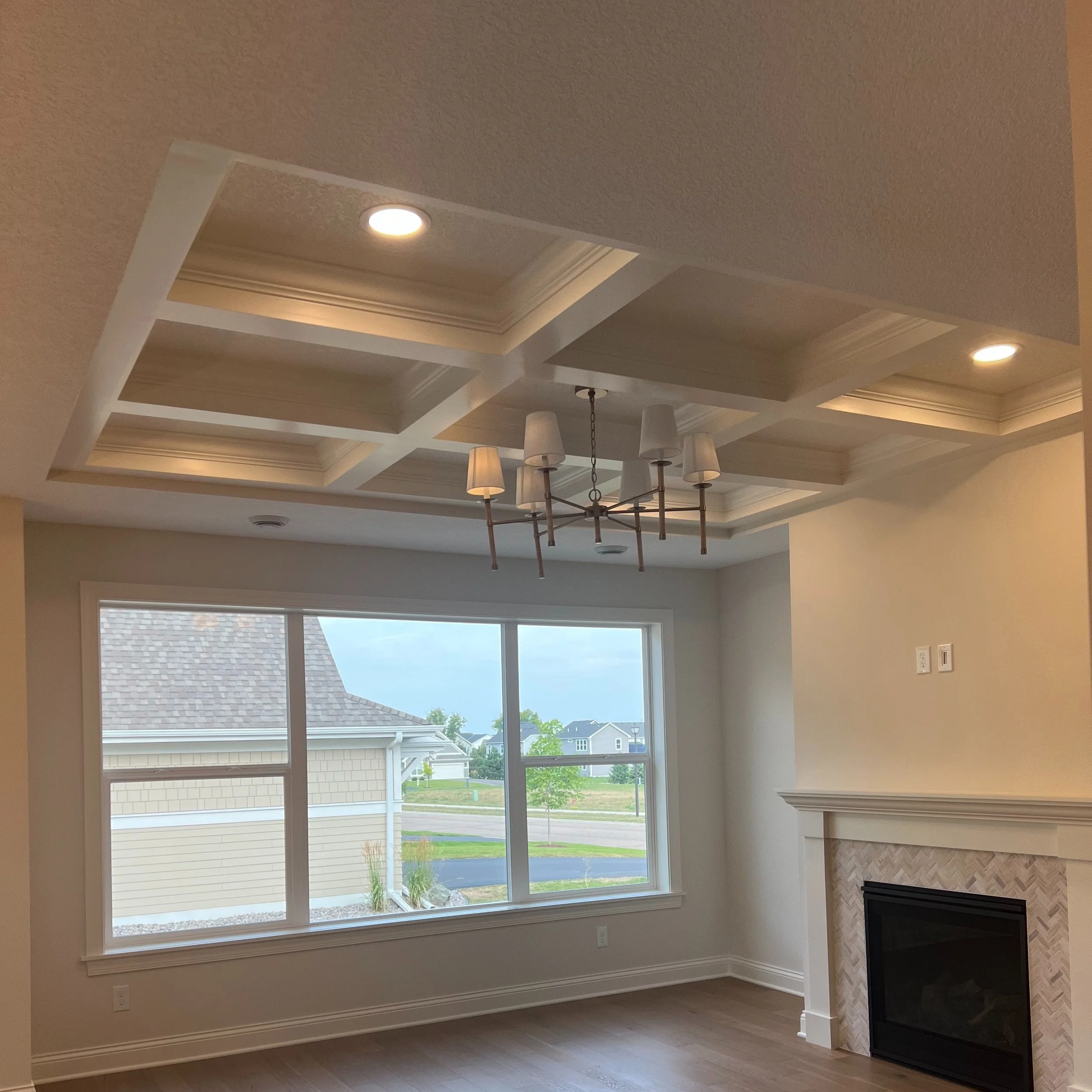 5039 dale ridge ceiling vault.jpg