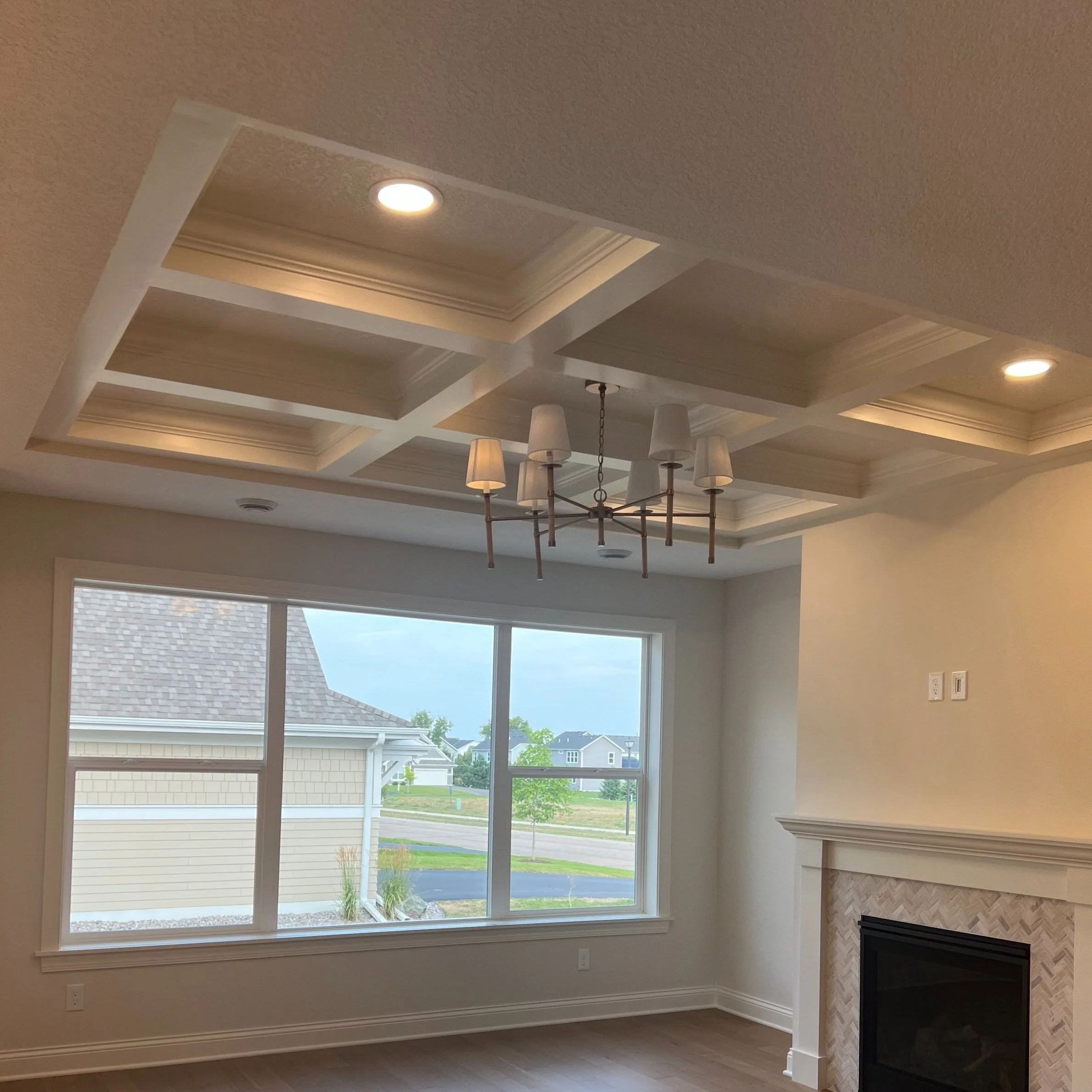 5039 dale ridge ceiling vault.jpg