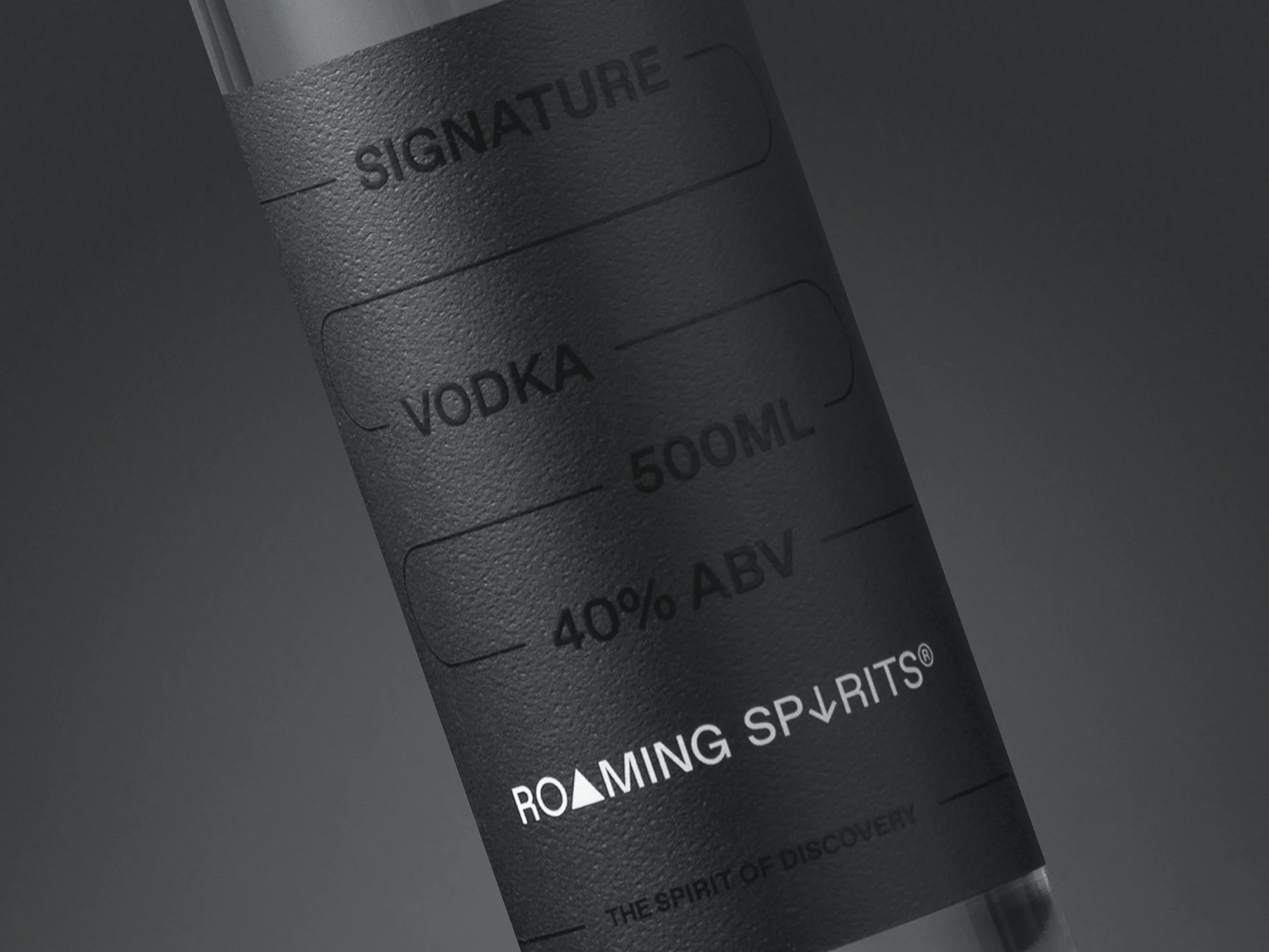 Roam-distilling-gin-label.jpg