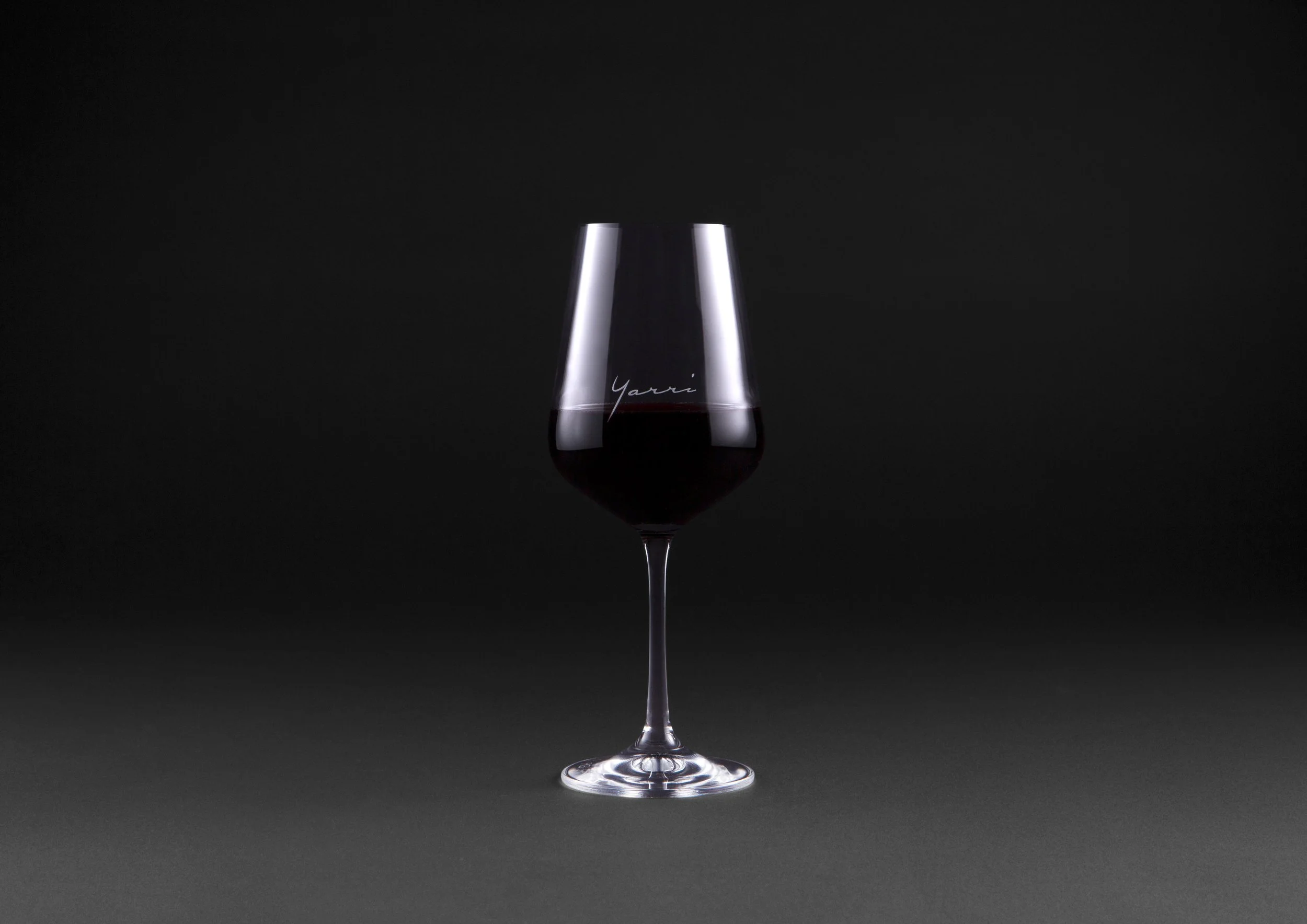 Yarri-Wine.jpg