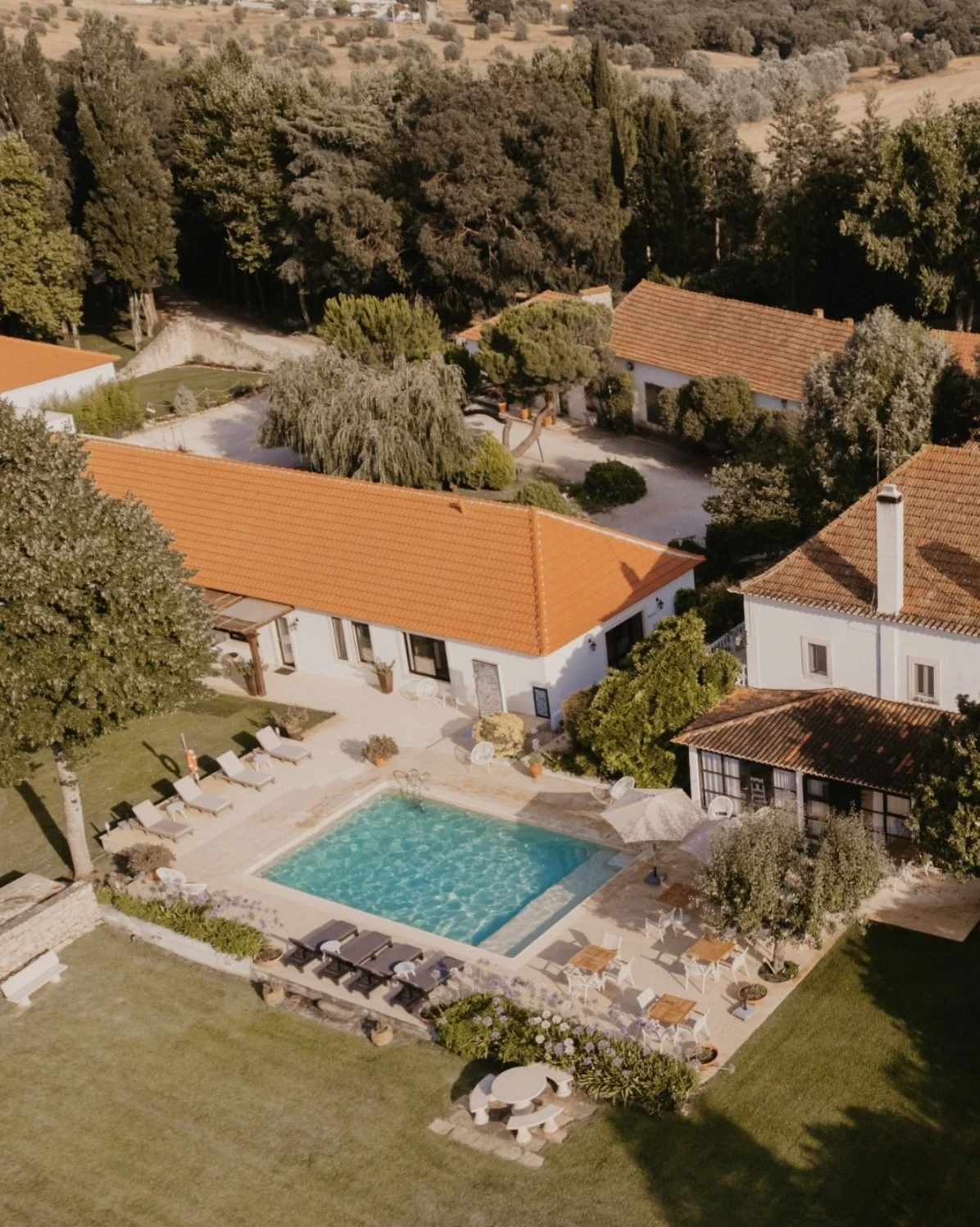 Artfuel-studio-art-retreat-portugal-terri-froelich-susan-melrath00063.jpg