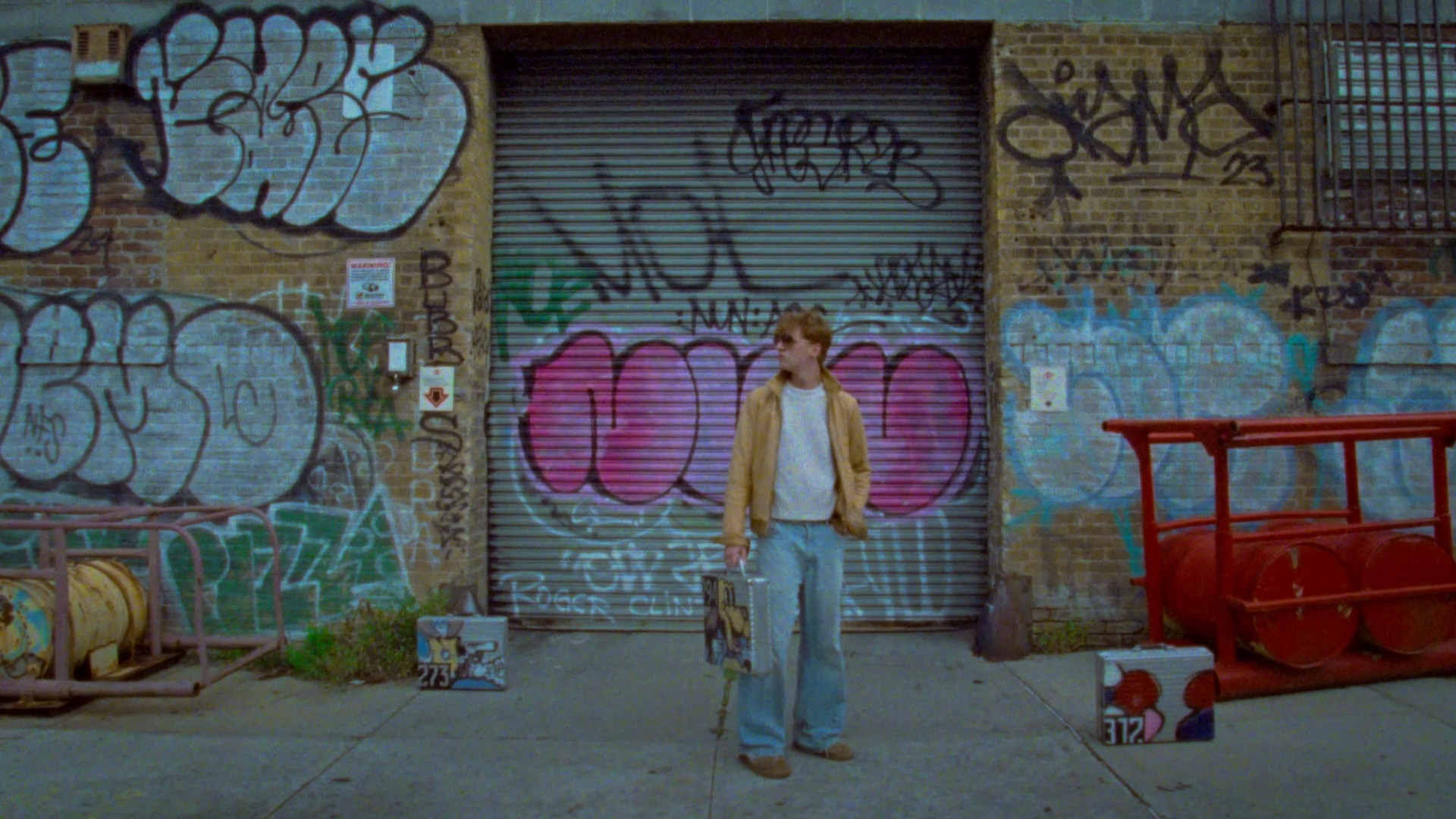 APONY_16x9_MASTER_h264 .00_00_10_11.Still005.png