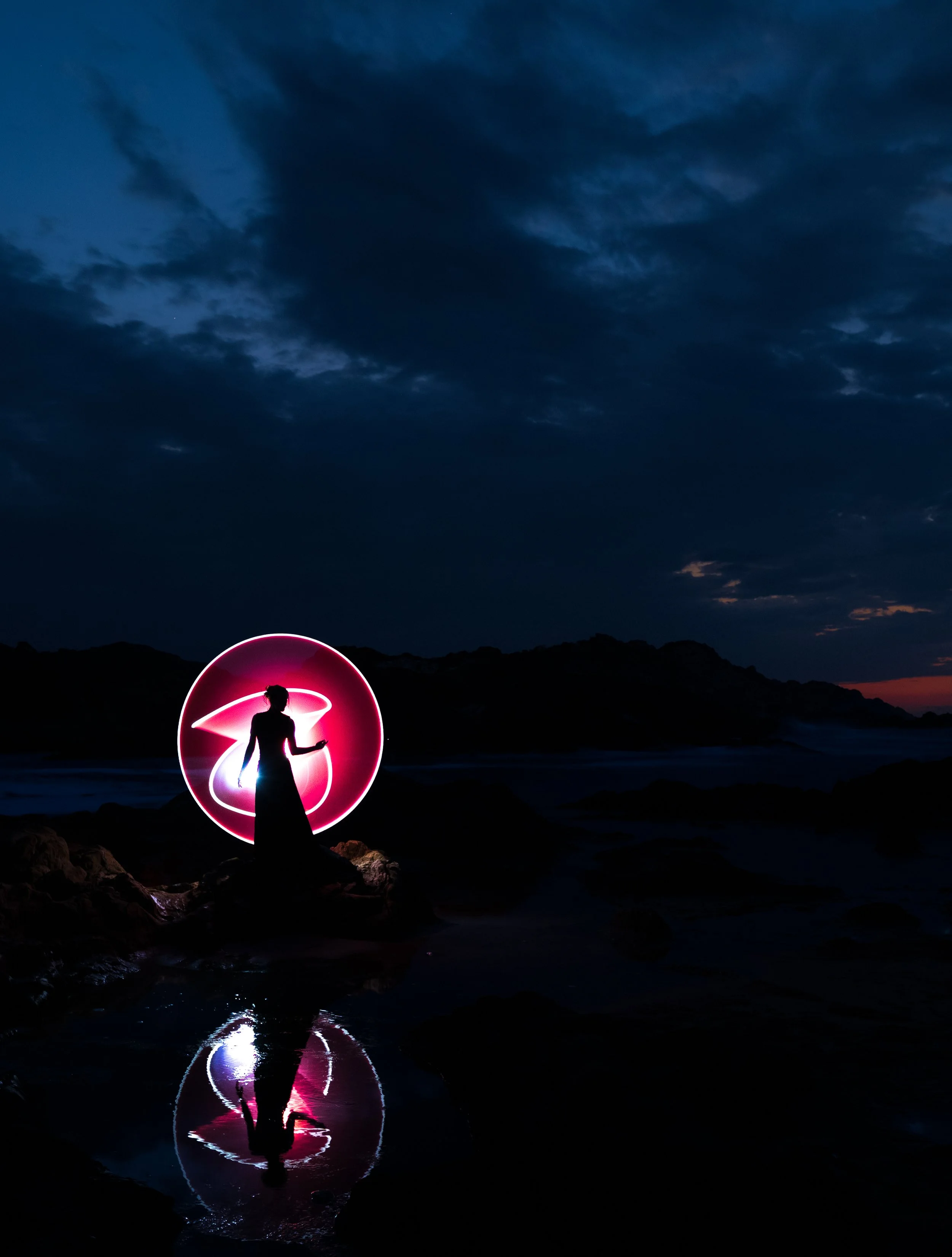 Cala Pregonda, Menorca España. Aprendiendo a pintar luces con @Kimhenry.dance and @ericparephoto en IG. 