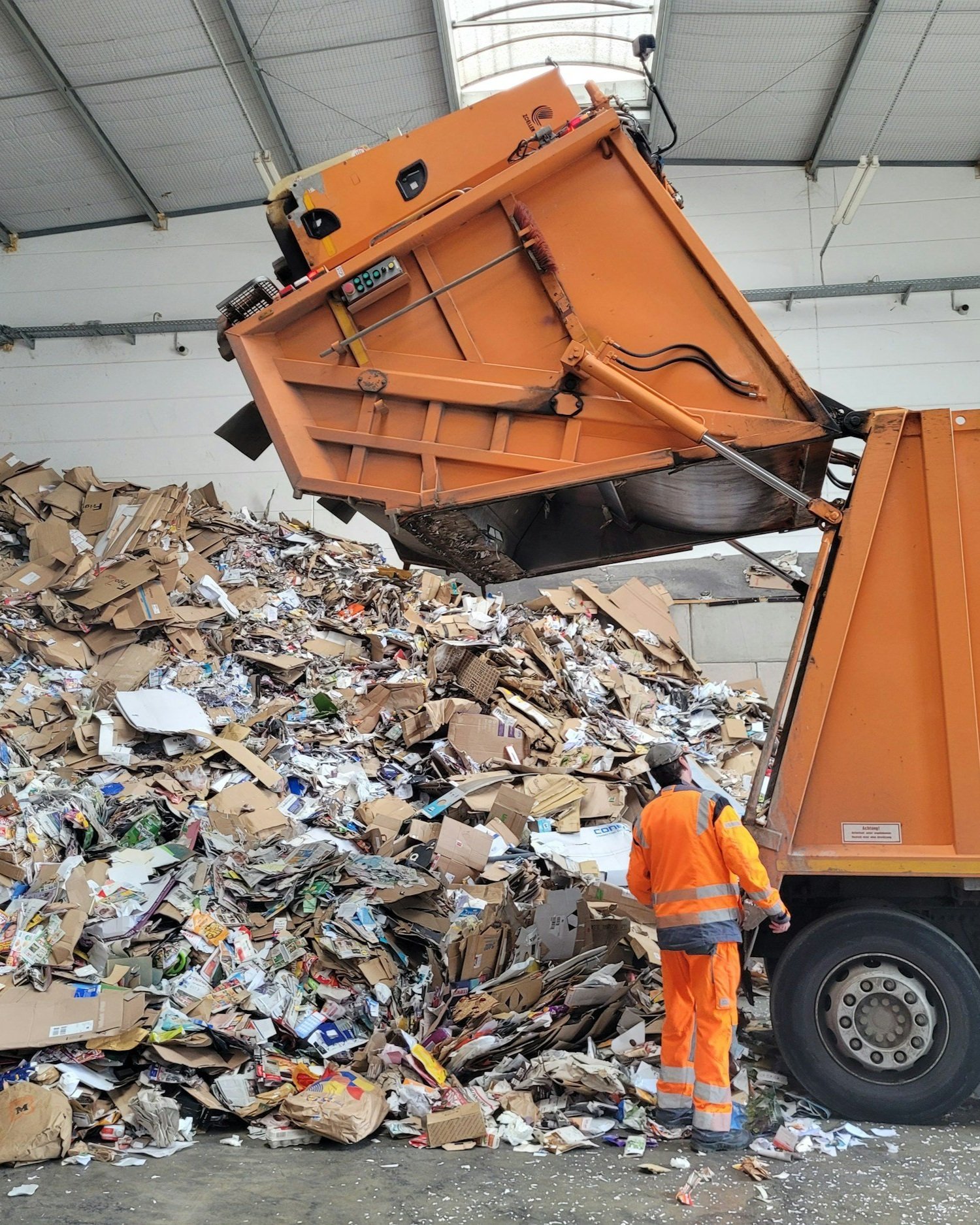 How to Get Rid of Your Junk Without Junking Up the Planet