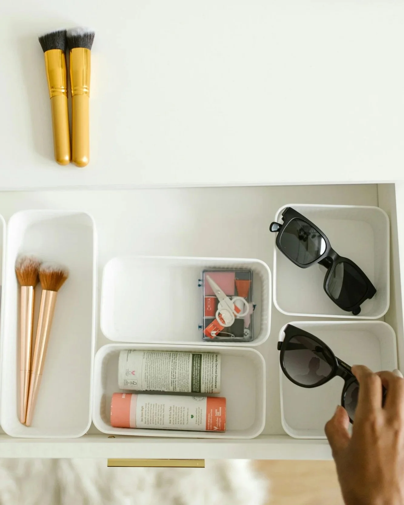 11 Pro Tips for Organizing Your Stuff Into a Space
