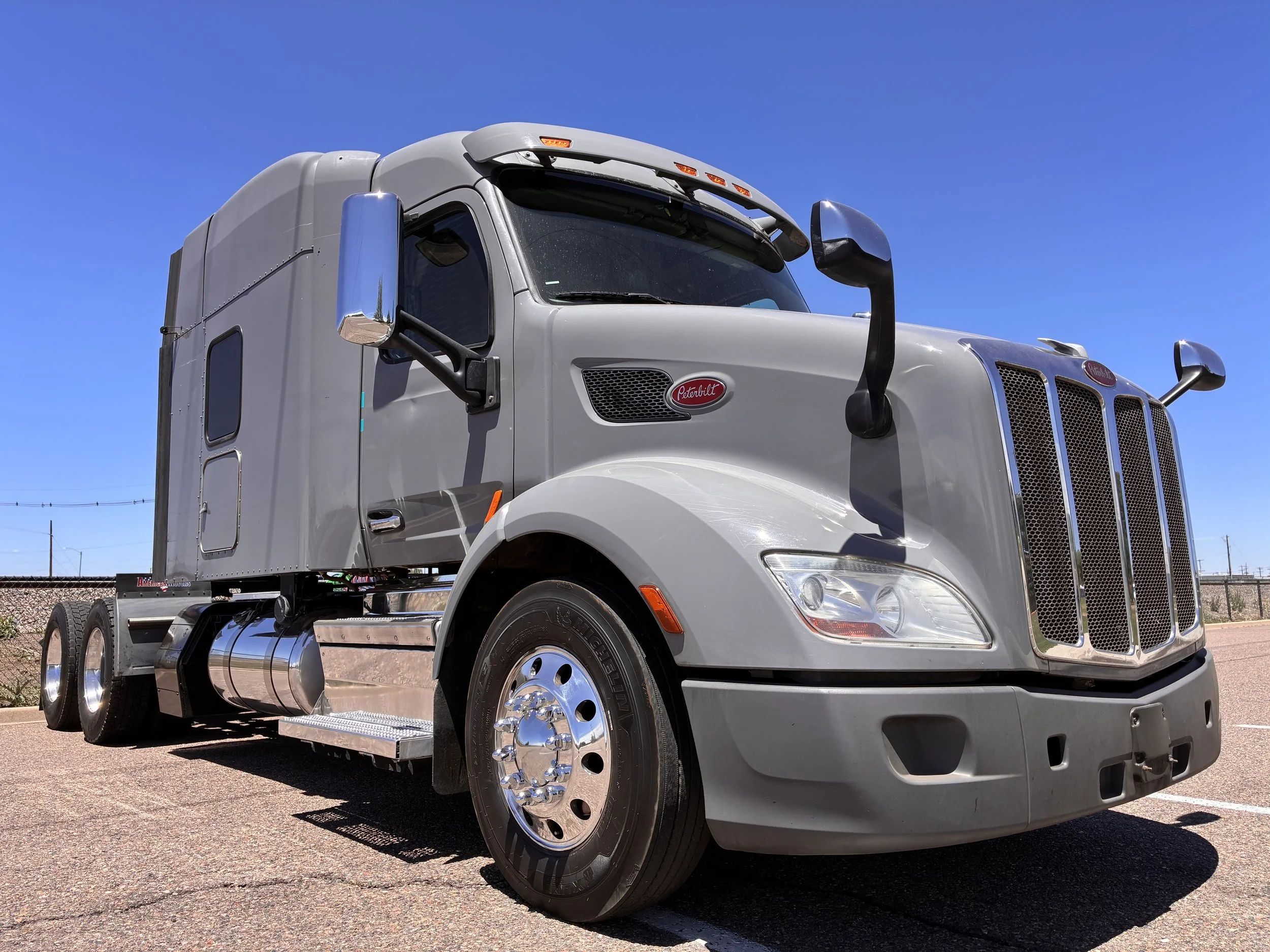 2020 Peterbilt 579 CO11412