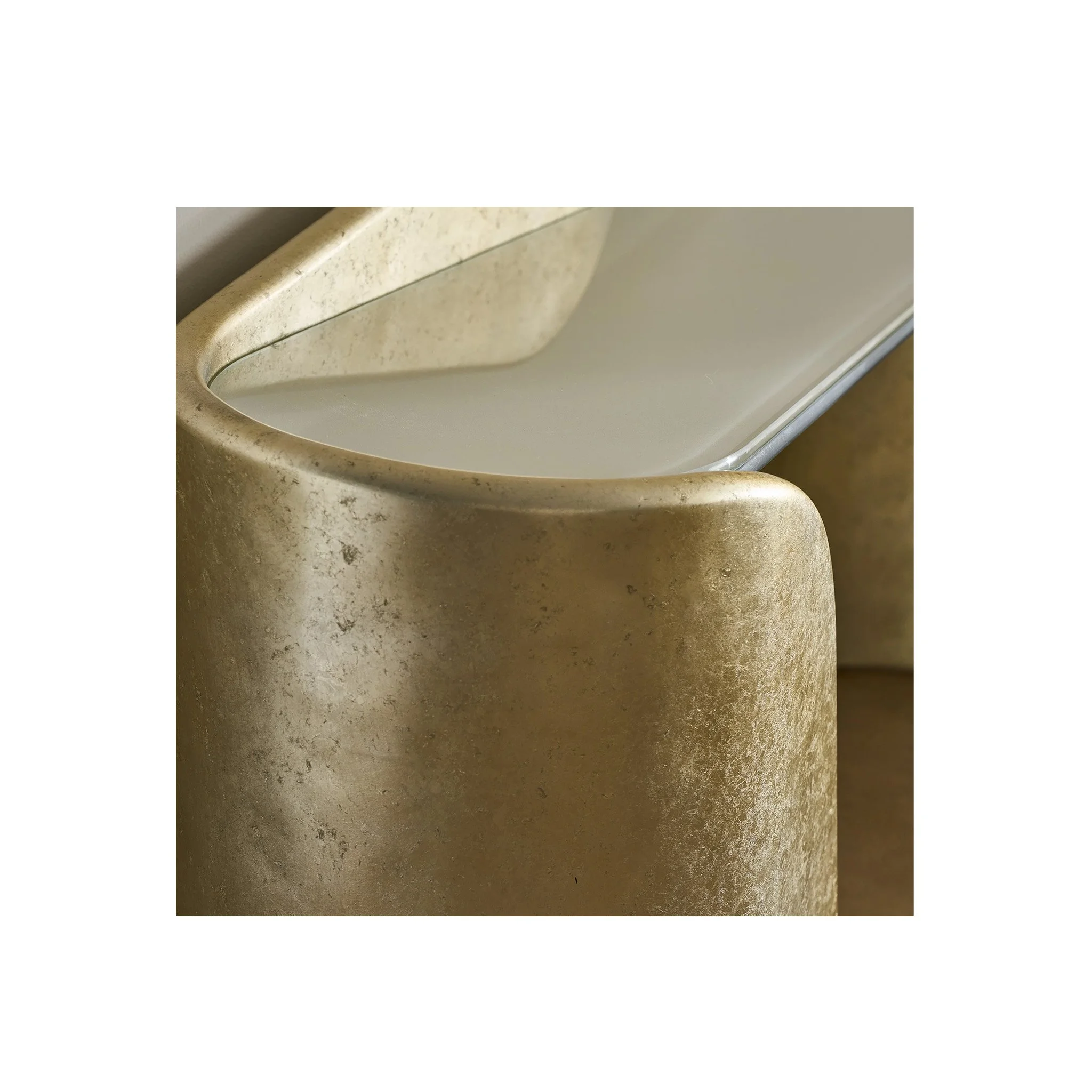IDG-Bauble-Console-3.jpg