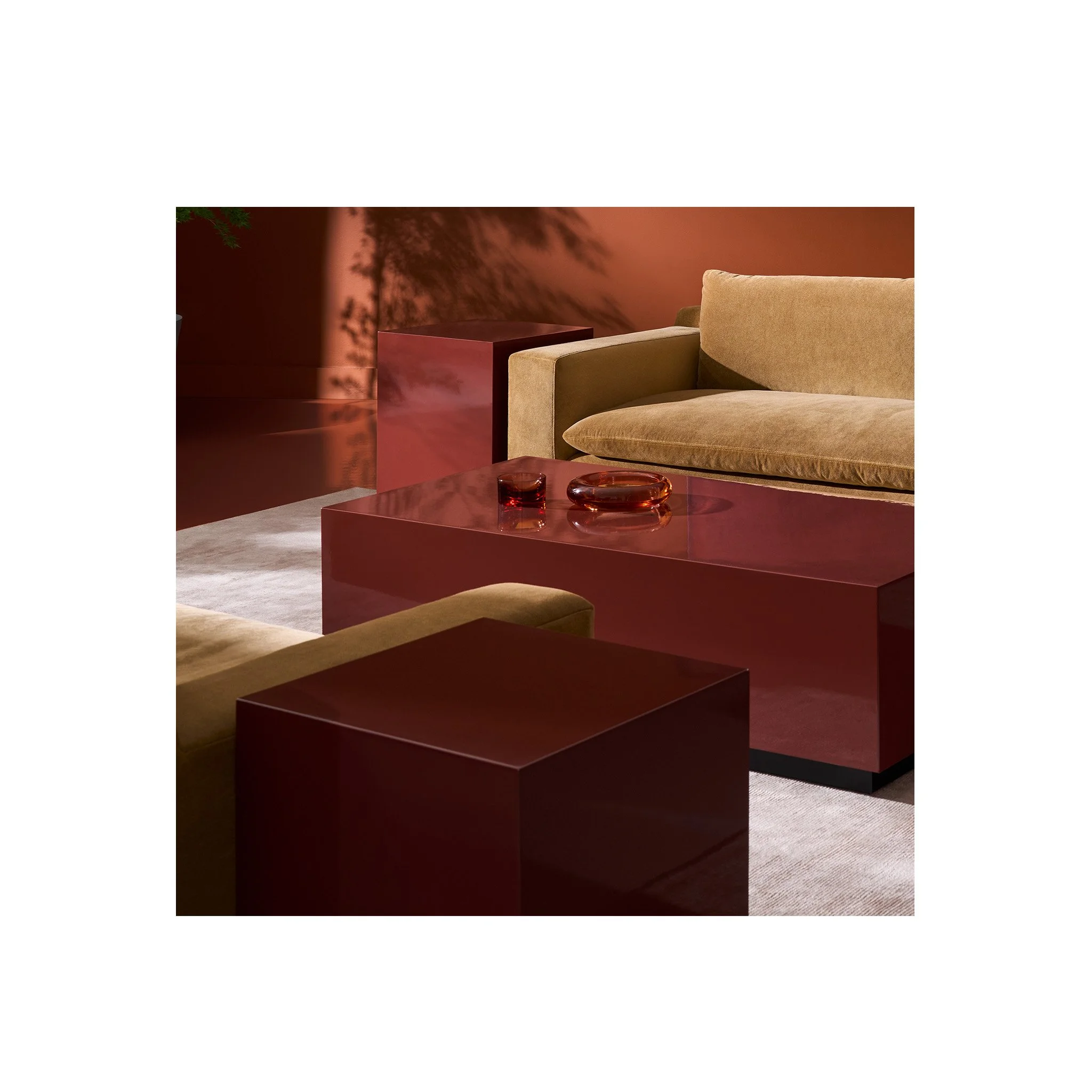 IDG-Cocktail-Couture-Sq-End-Tbl-Rouge-3.jpg