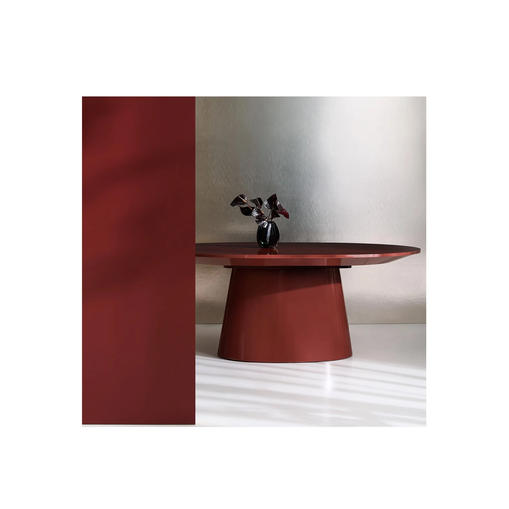 IDG-Paragon-Dining-Table-Rouge-3.jpg