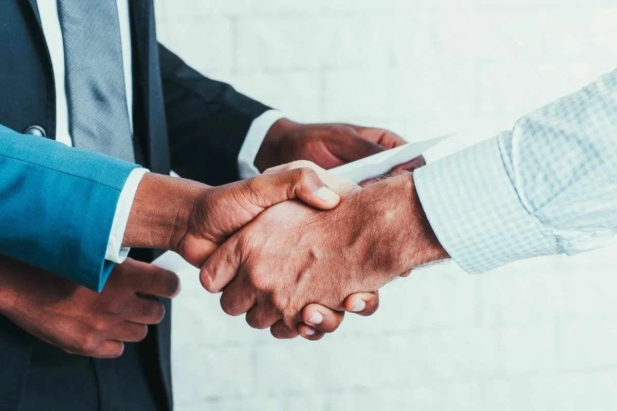 Image of mutually beneficial relationship