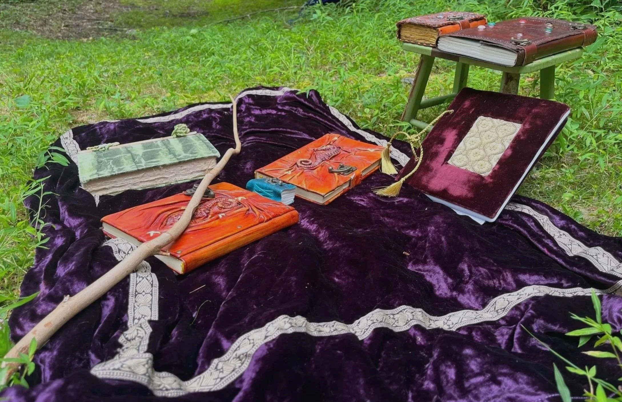 DIVINATION IN JEWISH TRADITION with Rabbi Jill Hammer, PhD | April 23-June 11