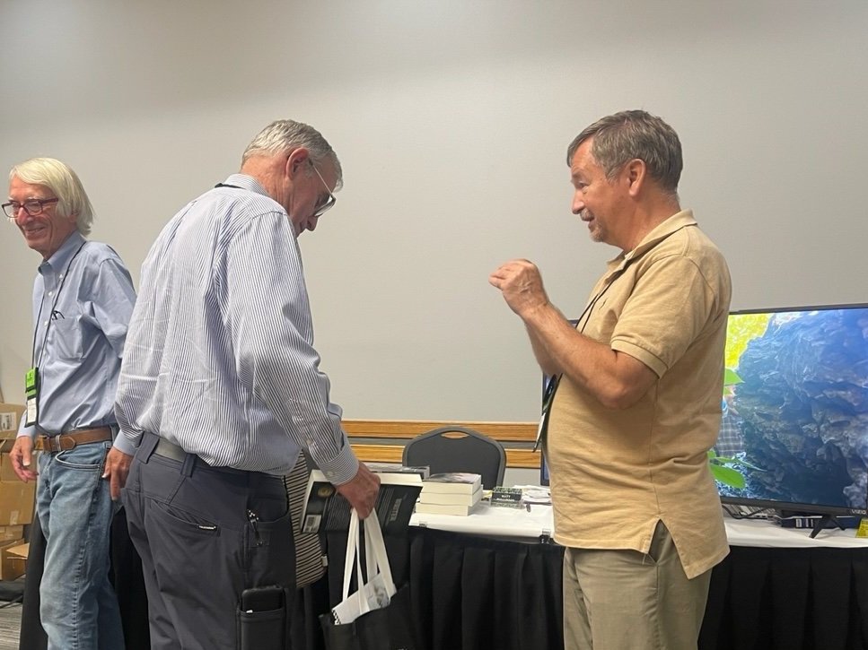 OCTA-Convention-Book-Signing-Authors-Night-Matt-Mallinson.jpg
