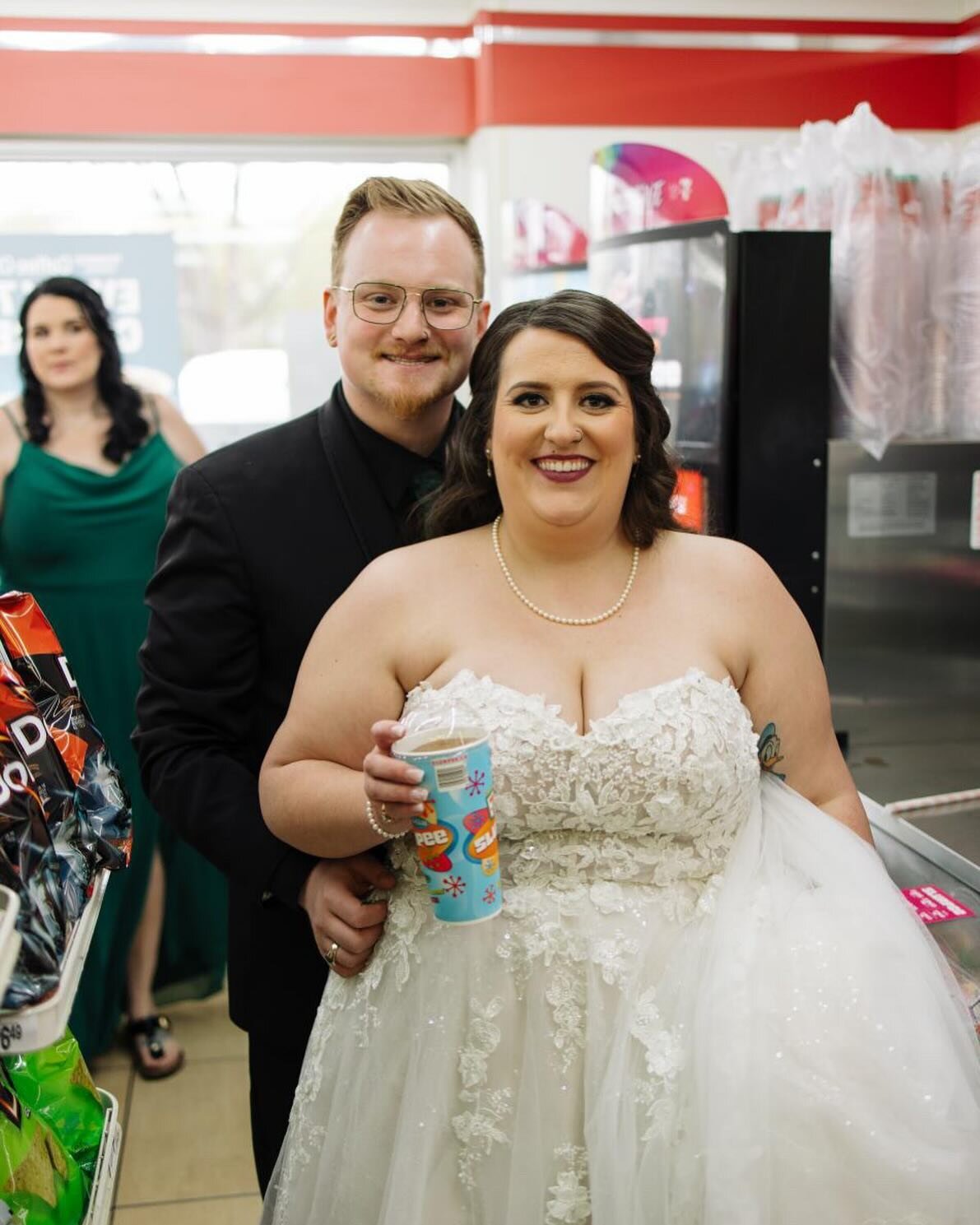 Winter might be coming, but slushes are a year round treat! 🍧❄️

Have fun on your wedding day and do what you love as a couple! Take time to make those stops and add the personal touches. 

Photo: @jessicakaitlyn.photography 
Video @michaelkfilms 
D