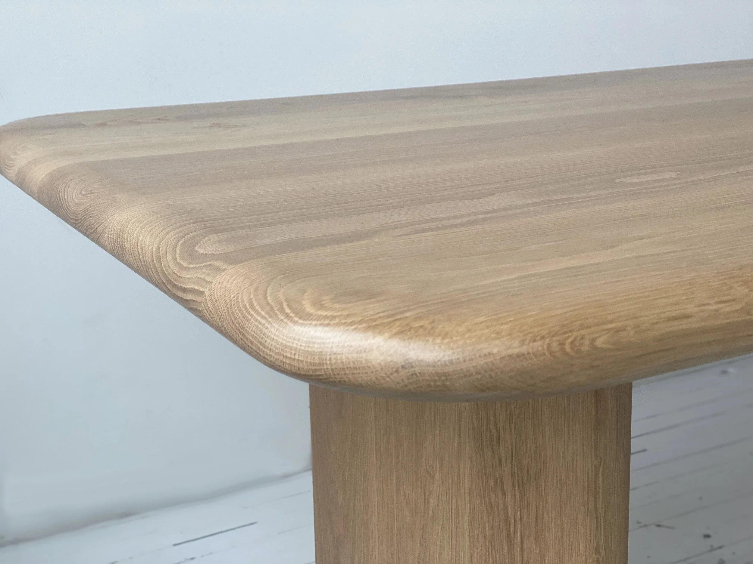 Holloway_table_11.jpg