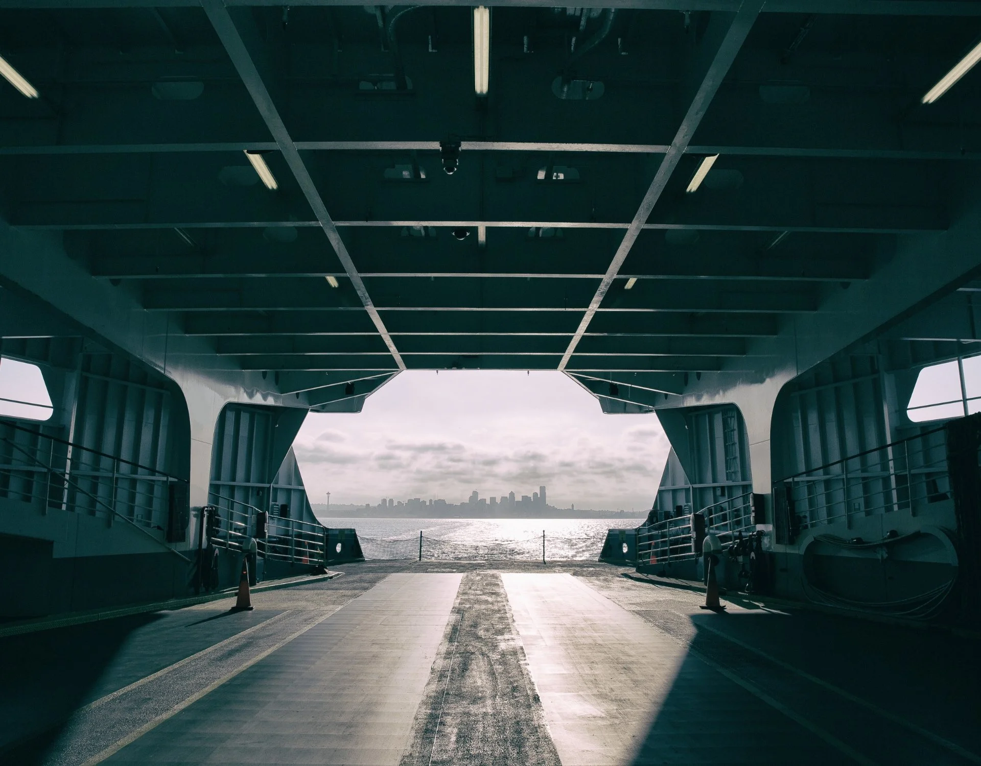 Advanced fire alarm system dashboard for ship monitoring and alerts