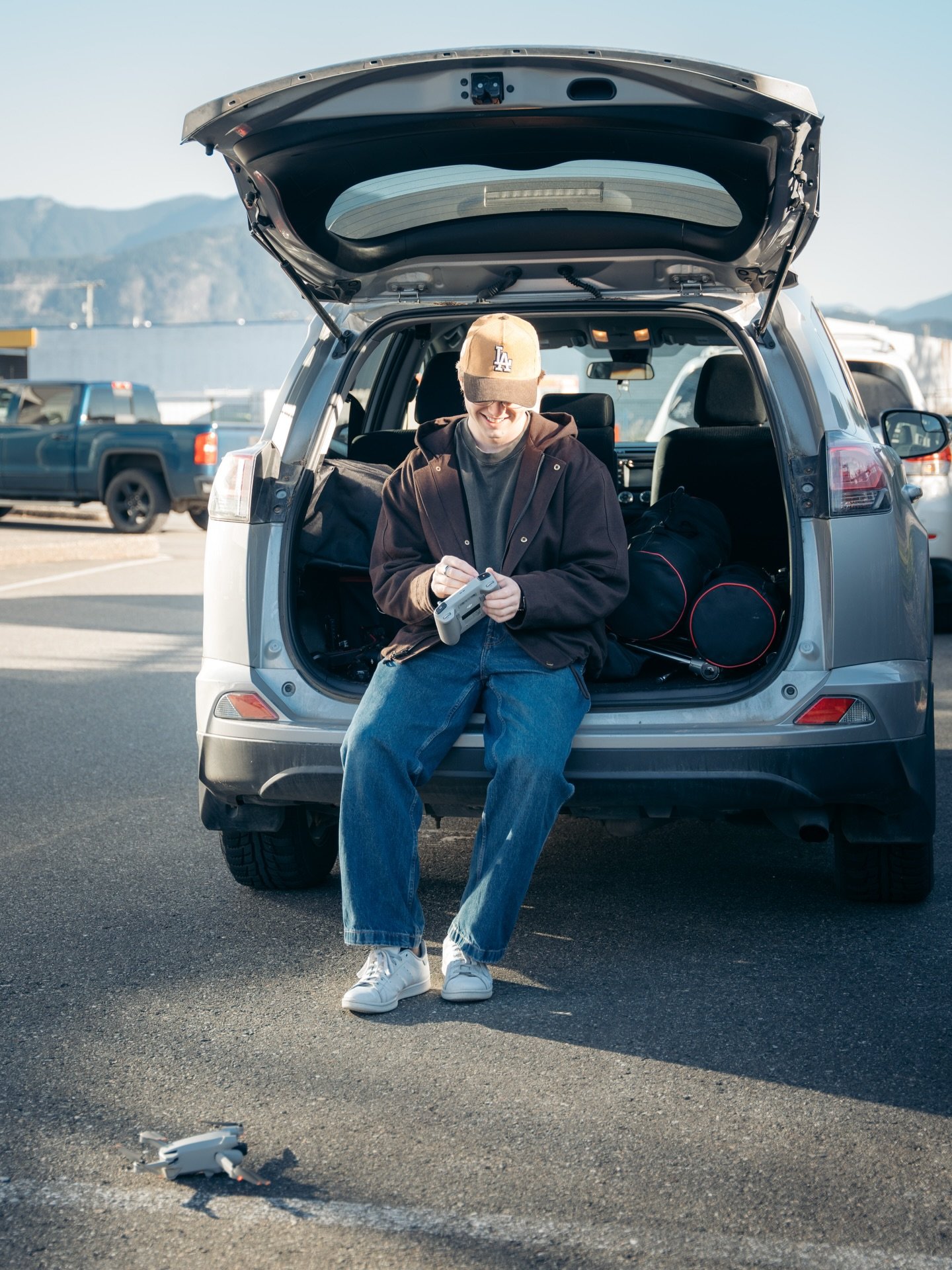 AI could never replace all the dangerous places I mount my camera 🙌

#filmmaking #sonyfx6 #bts