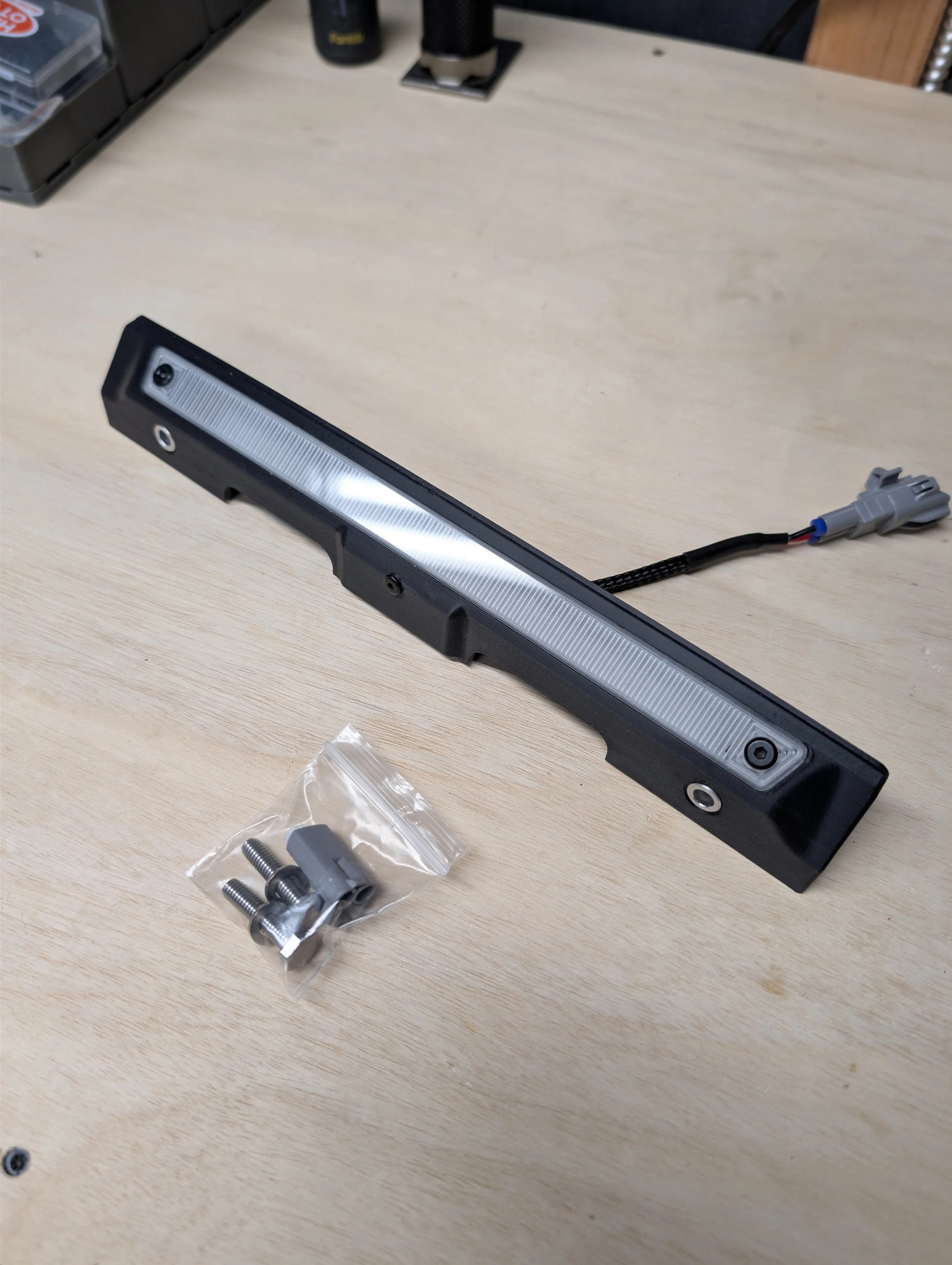 GX460_Chase_Light_camera_mount_3rd_brake_light _1.jpg