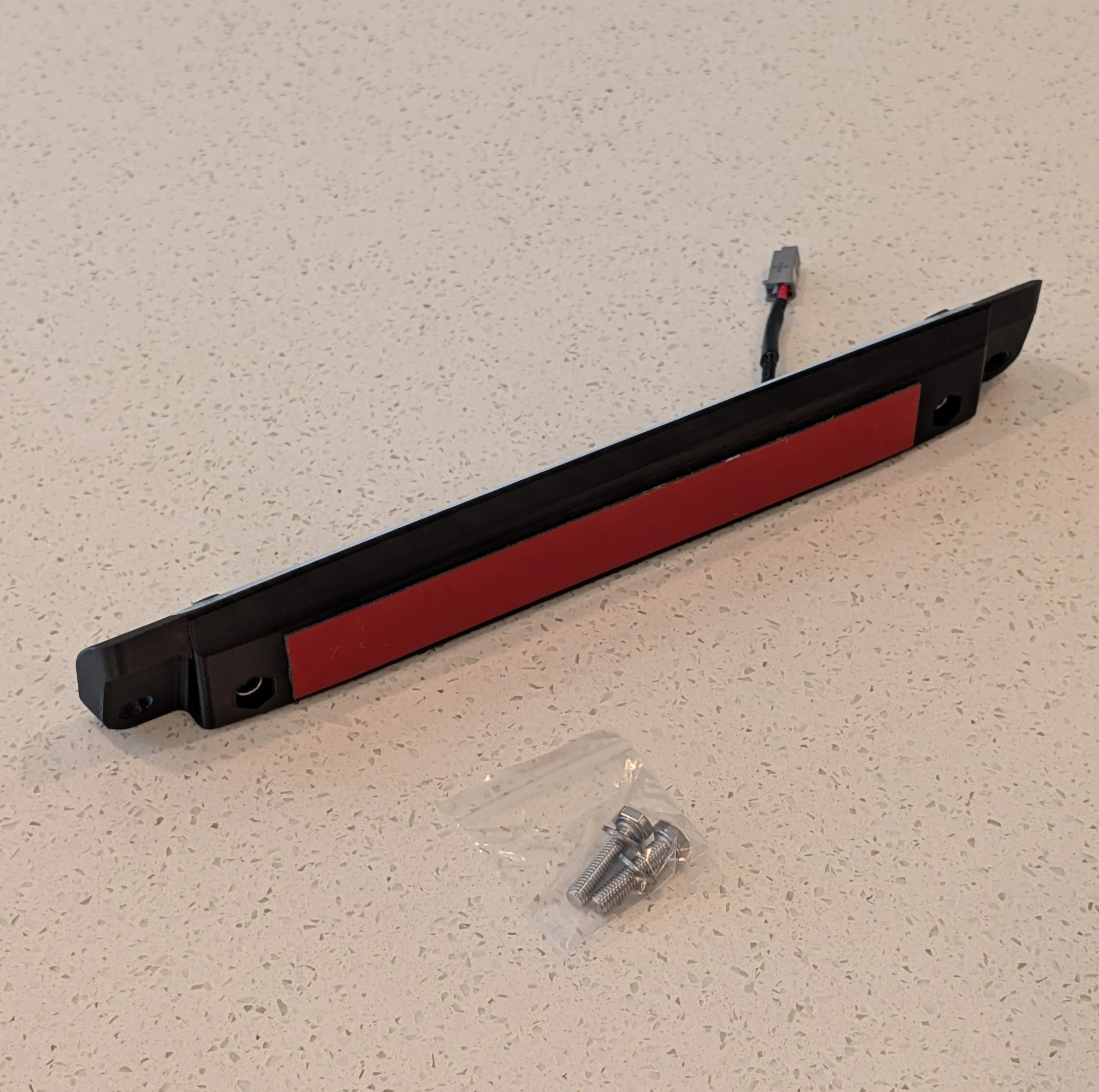 GX470_3rd_brake_light_back.jpg