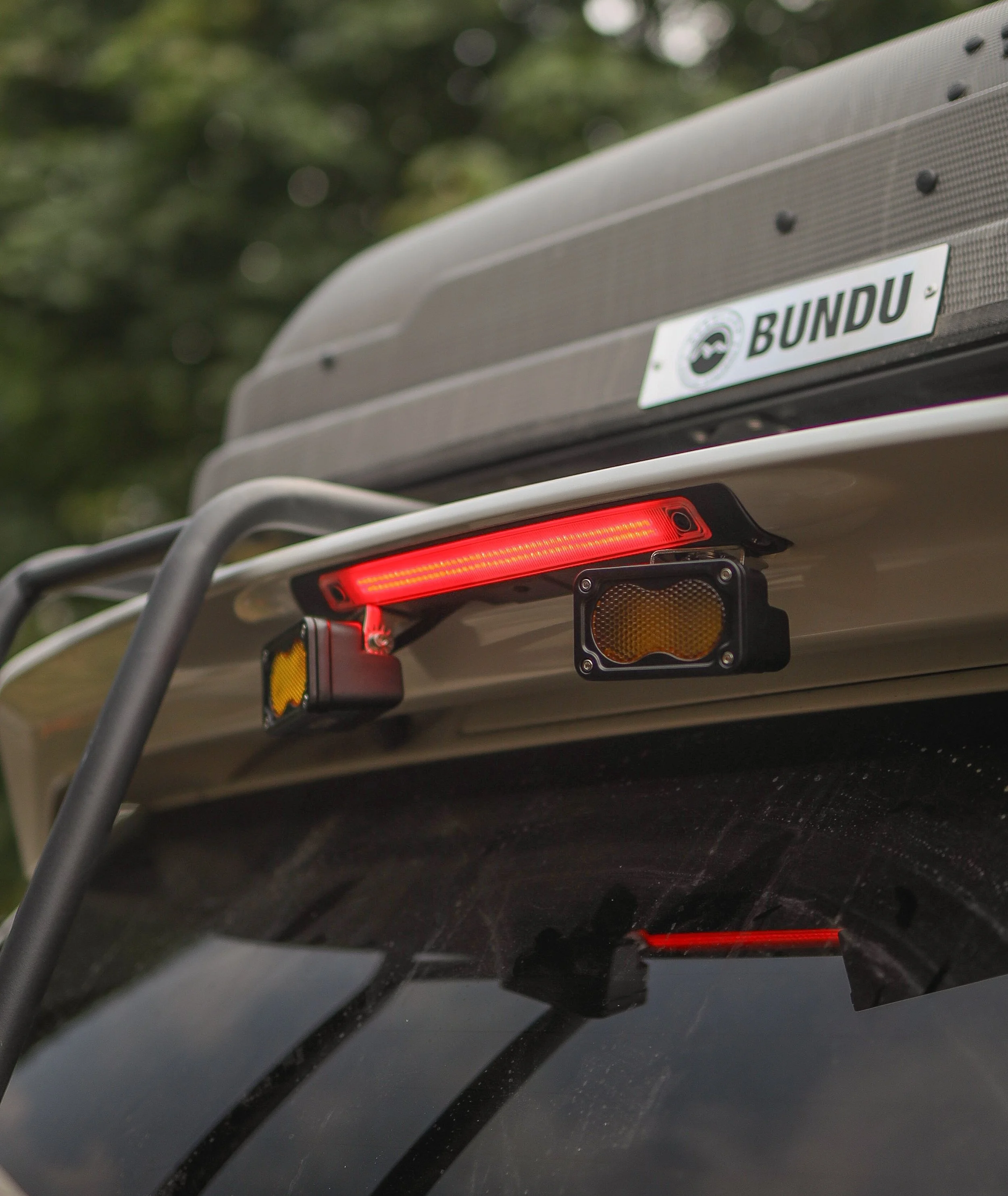 yotaworks-visionhub-gx470-rear-roof-box.JPG