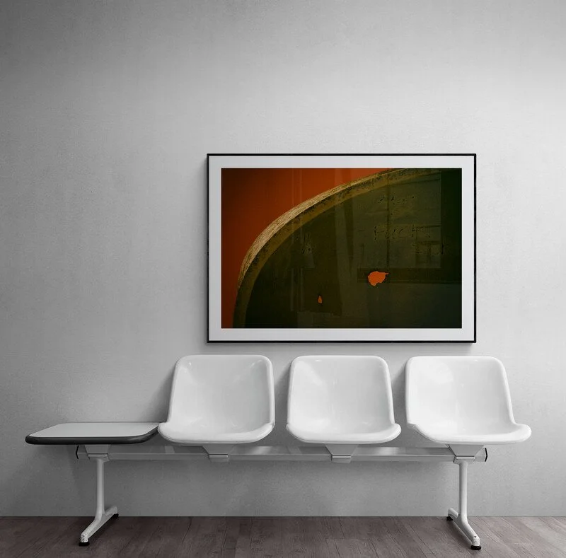 Stoppestedet/The busstop - 2023