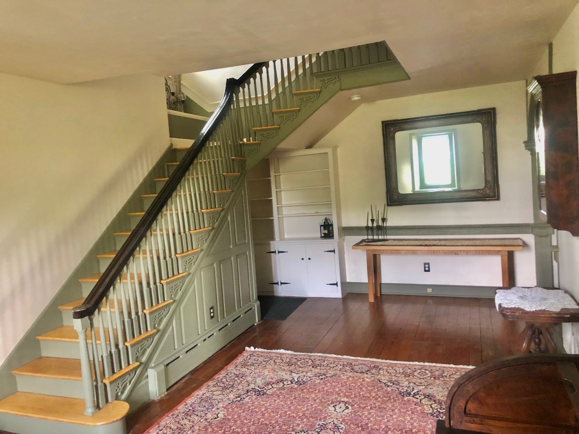 FrontRoom2.jpg