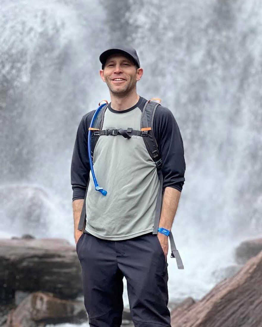 This week on member spotlight! @alpsgm Gregg Alpert 🦒

Live in Los Angeles. Denver, Colorado native with a winding path through education and real estate. Most interested in connecting with conscious humans interested in environmentalism, sustainabi