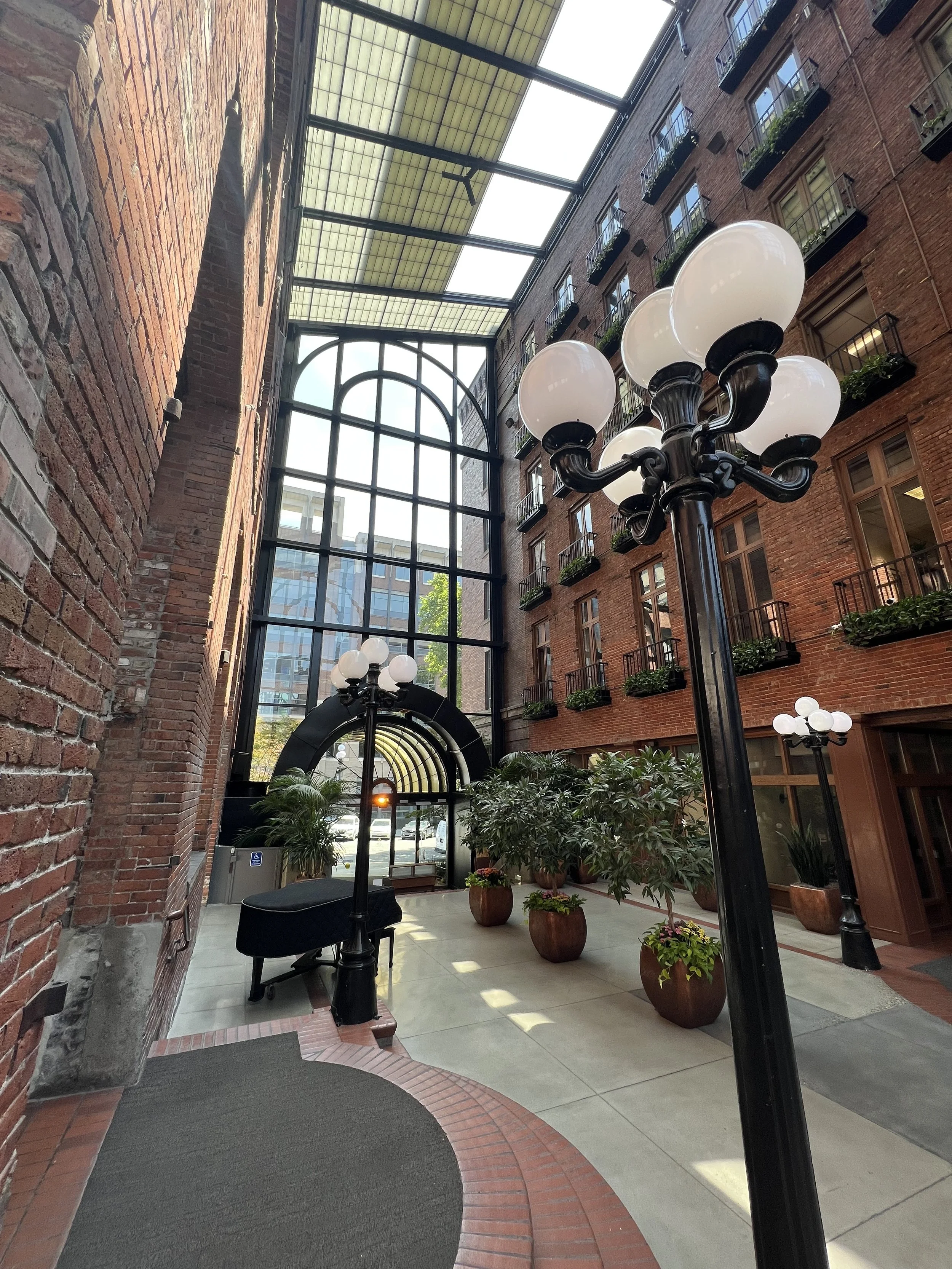 EUROPA EVENTS Court In The Square EUROPA EVENTS Court In The Square