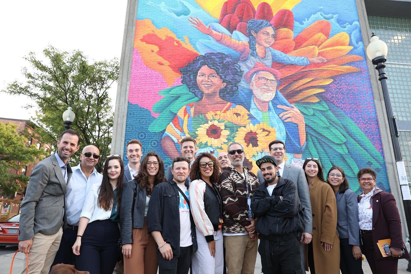 So proud to be part of the #beautifymainstreets initiative! Today we unveiled a vibrant and powerful new landmark in the heart of East Boston: &ldquo;Generational Spirit&rdquo; by Eastie-based artists @silvialopezchavez and @felipeortizart 

This mur