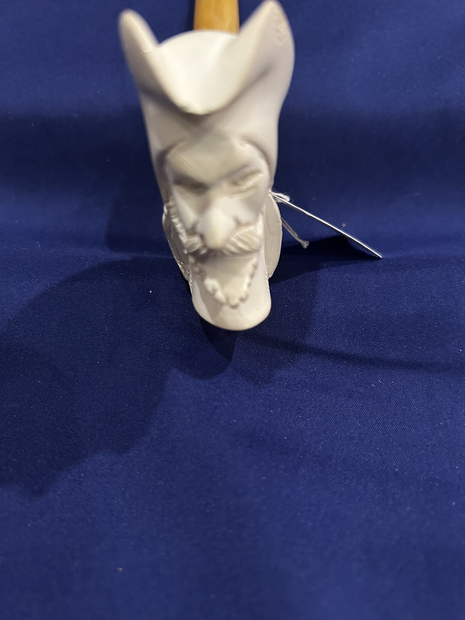 Meerschaum pipe Cavalier carving unused