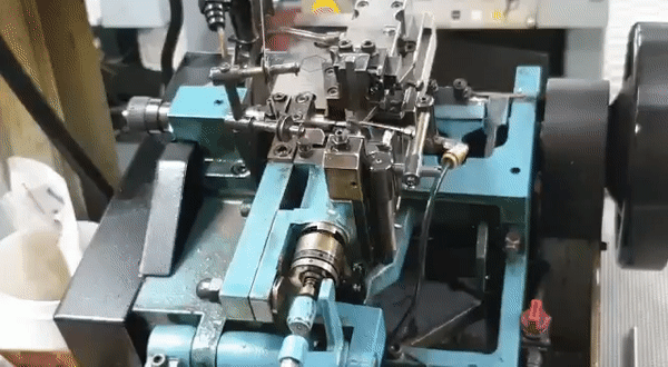 ezgif.com-video-to-gif (8).gif