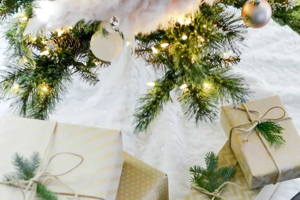 The Holiday Season: Dos and Don’ts for Your Wine Business Website &amp; Socials in the PNW