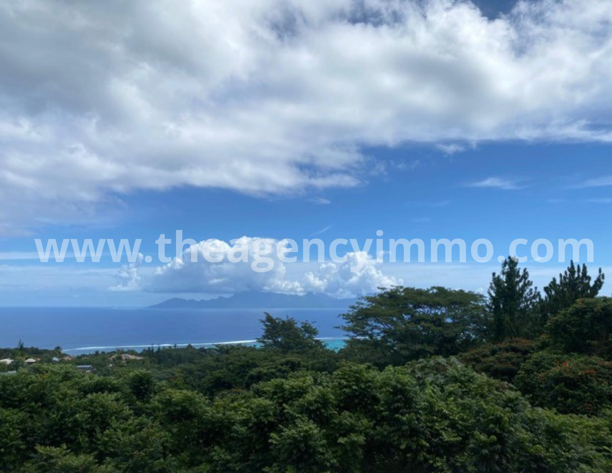 TAHITI PUNAAUIA 2