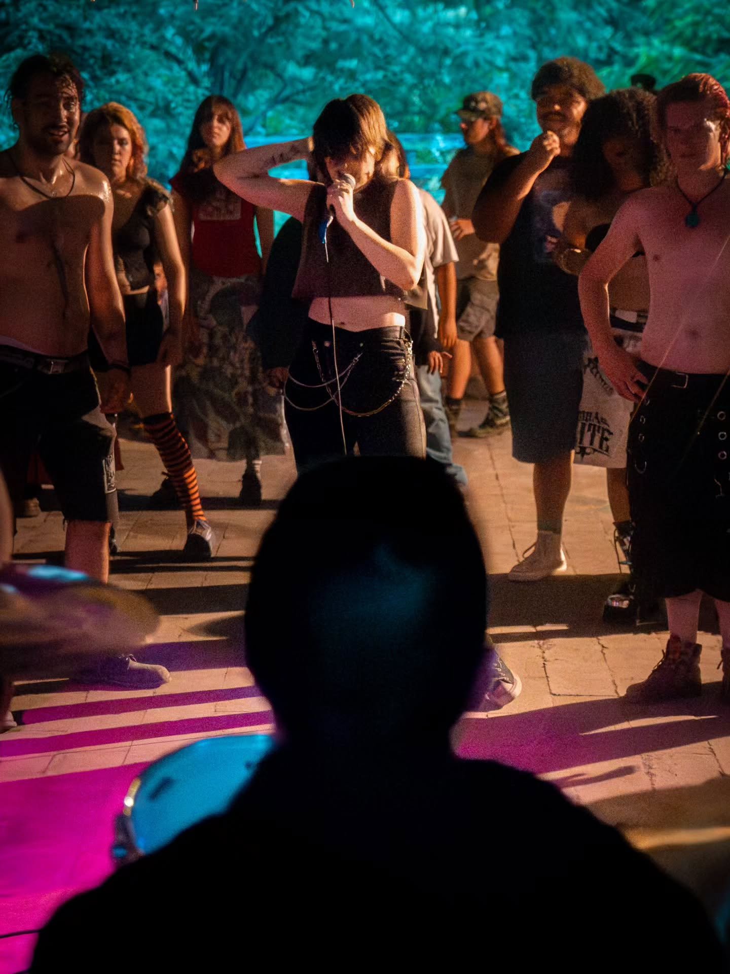 I've been meaning to post my favorite photos from @practice.at Under The Bridge for some time now!
If you haven't seen the reel with all the photos, check it out!
@shroudedpreyofficial
@dinnercooker.band
@lemonlawpunk
@goonsquadletsgo
@salt.ci