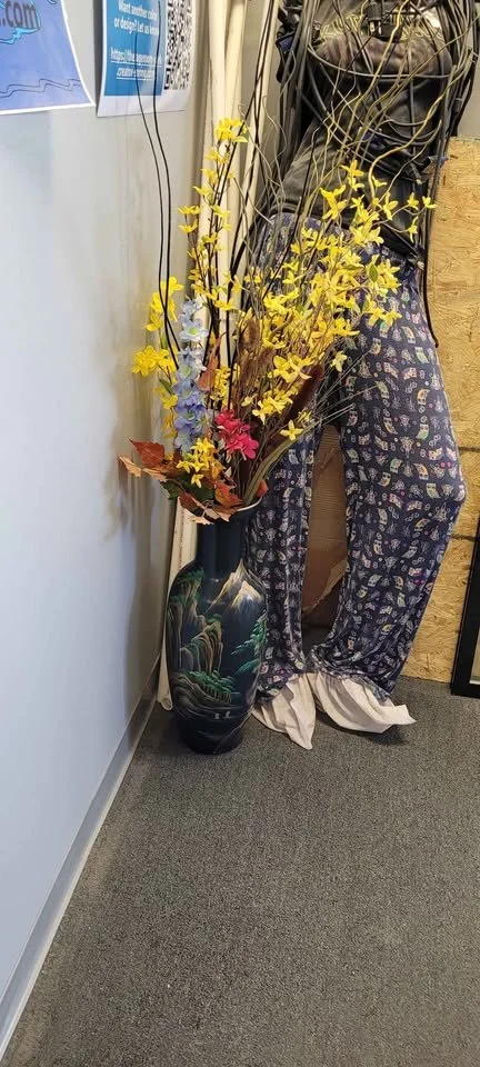 Japanese Floral Vase 3.jpg