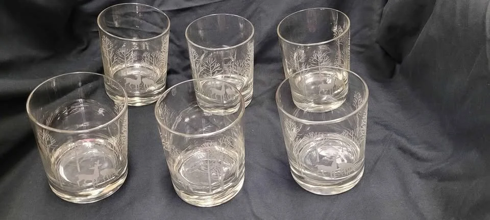 glass deer set 1.jpg