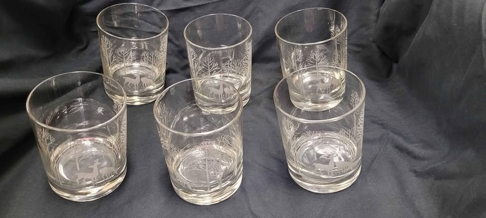 glass deer set 4.jpg