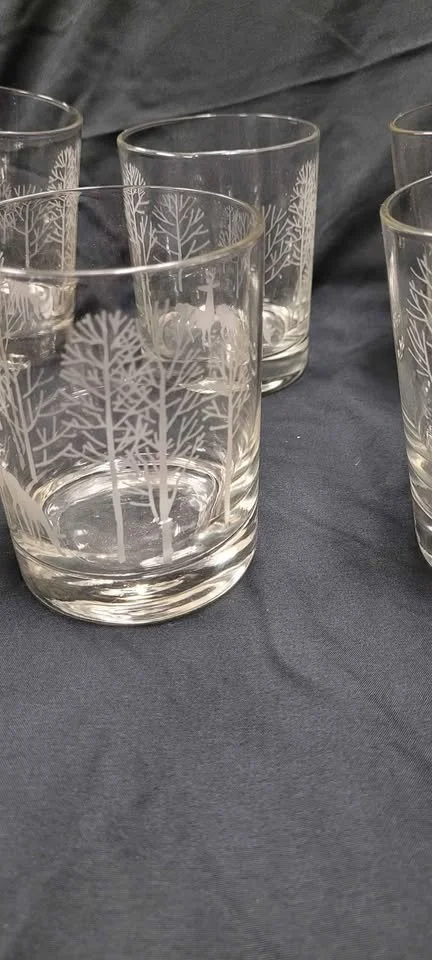 glass deer set 3.jpg