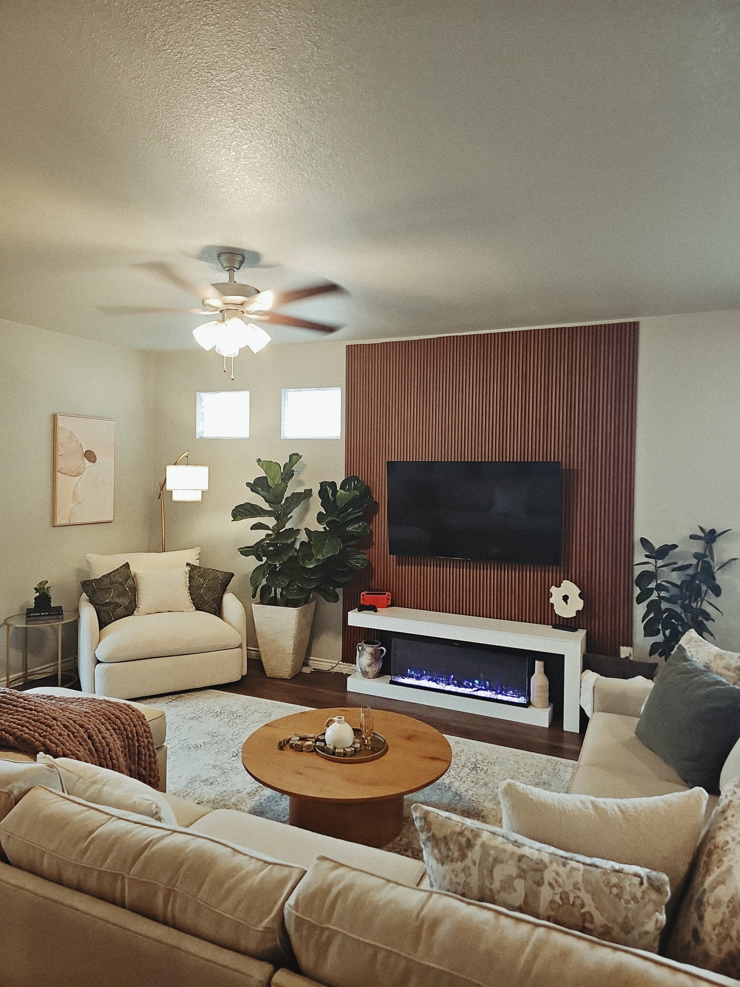 templelivingroom2.jpg