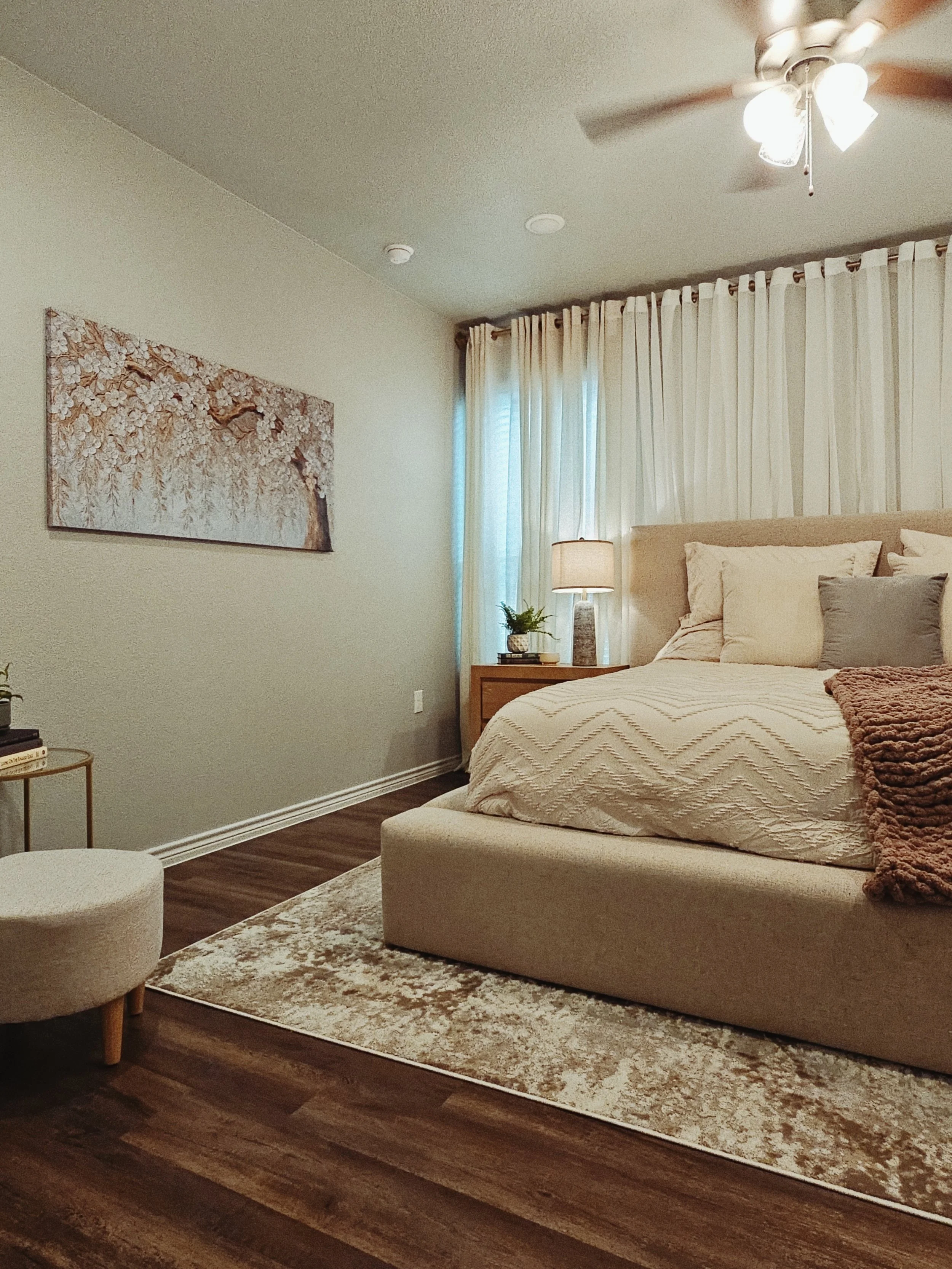 templebedroom2.jpg
