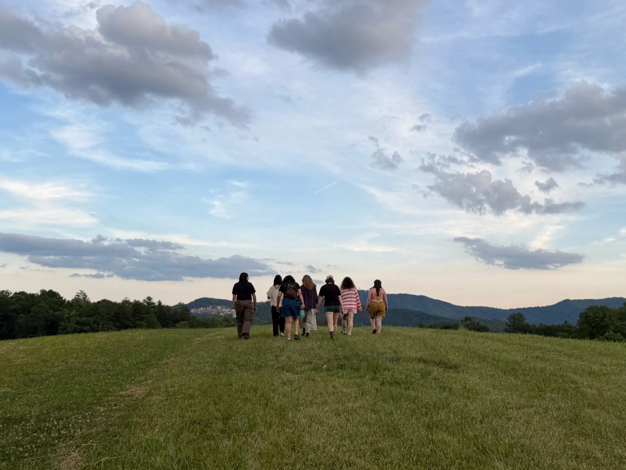 I just spent the last 2 weeks at @penlandschool ! I took a mokuhanga workshop where I had the privilege of learning from the lovely Yoonmi Nam and had the best class experience ever where we all grew into a moku-family. 

I went into Penland expectin