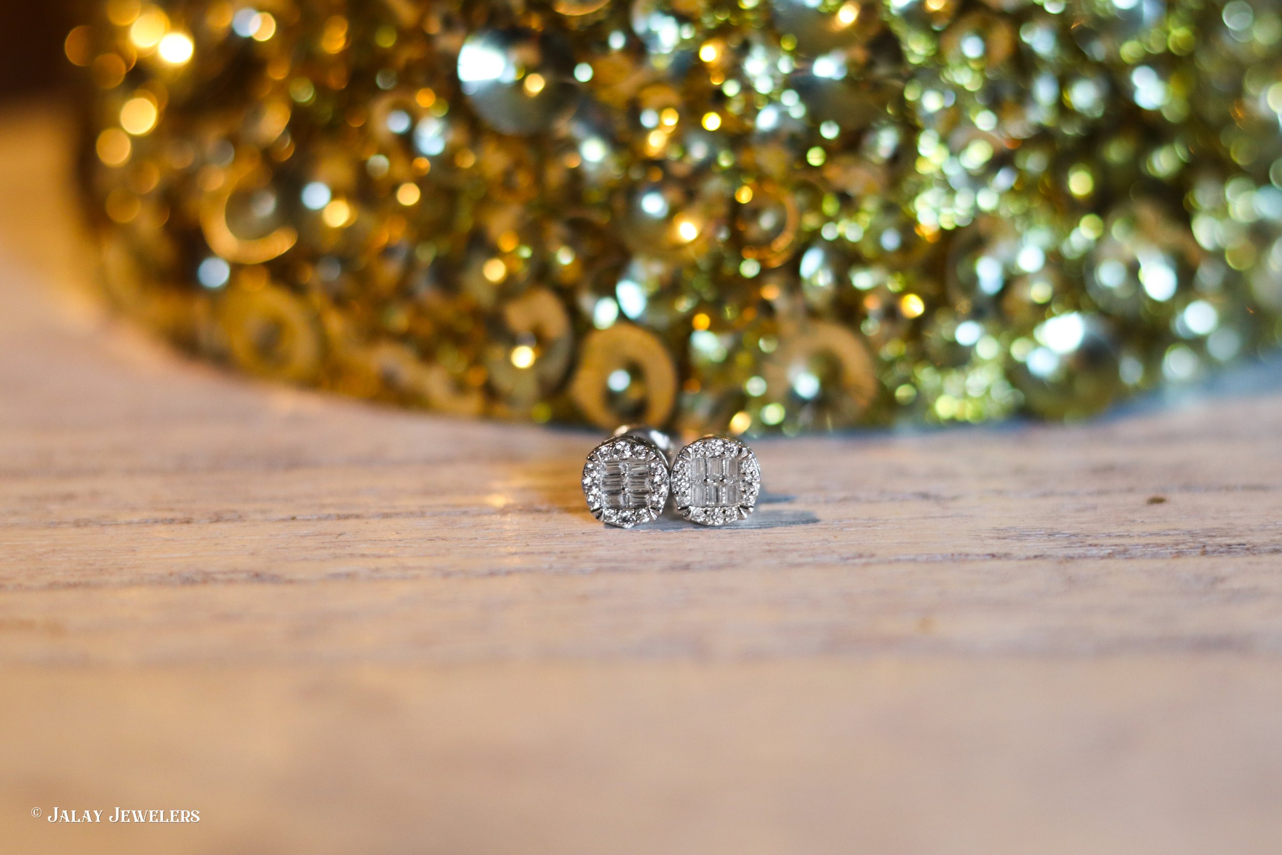 Moissanite Earrings-04.jpg