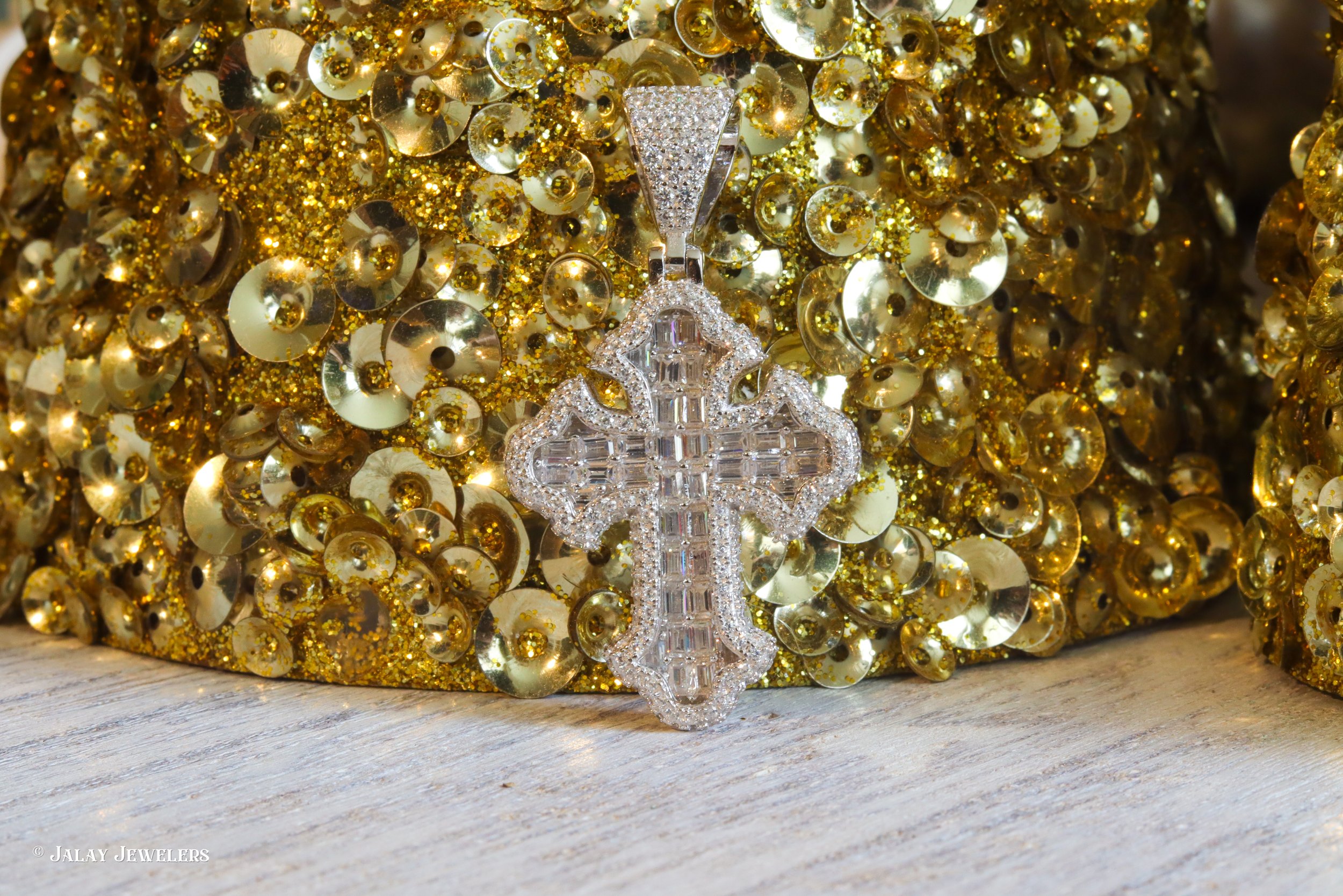 SILVER ICED OUT PENDANTS-04.jpg