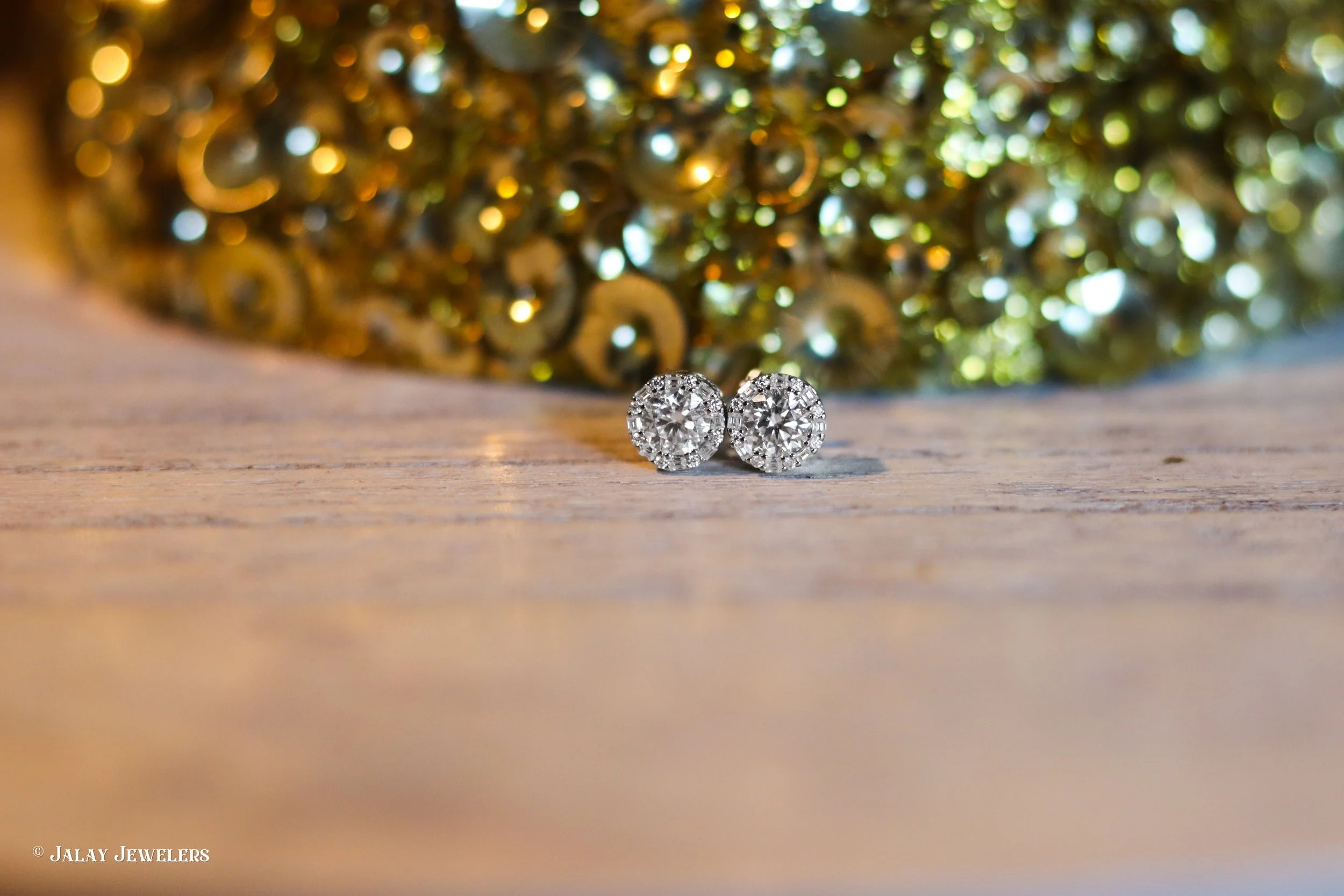 Moissanite Earrings-06.jpg