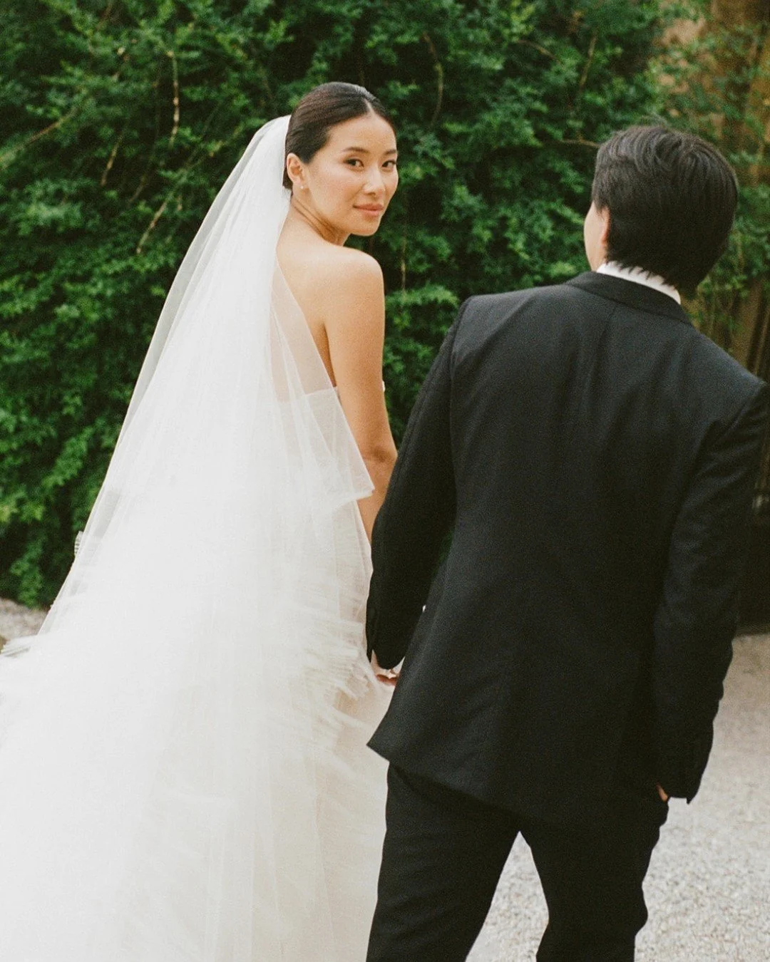 "With a destination wedding, it was critical for us to find a planner who shared our eye for aesthetics and who we could trust to make judgments on our behalf when we couldn&rsquo;t see things in person. With Sharon we genuinely connected with s