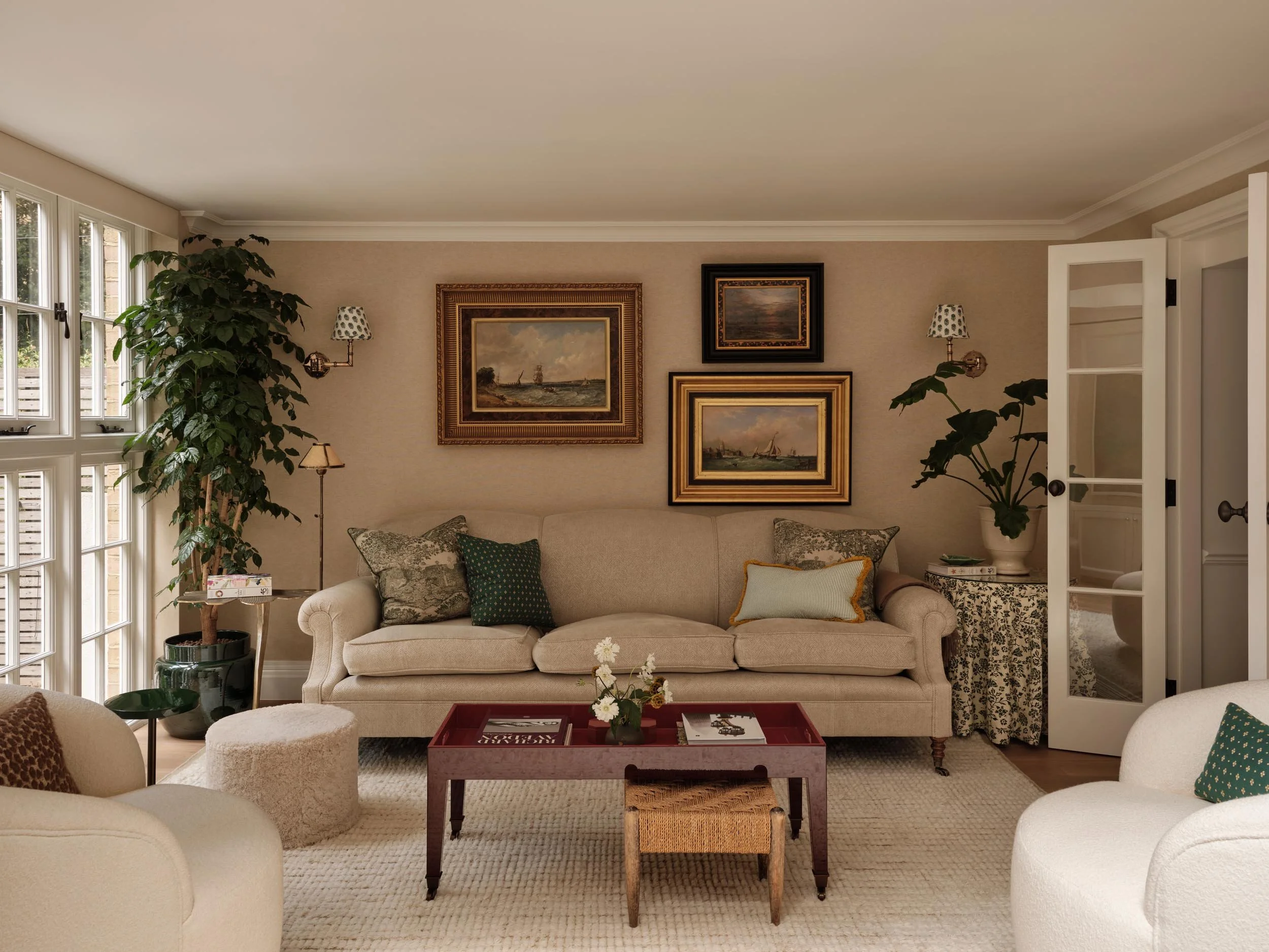 Snug Living Lounge