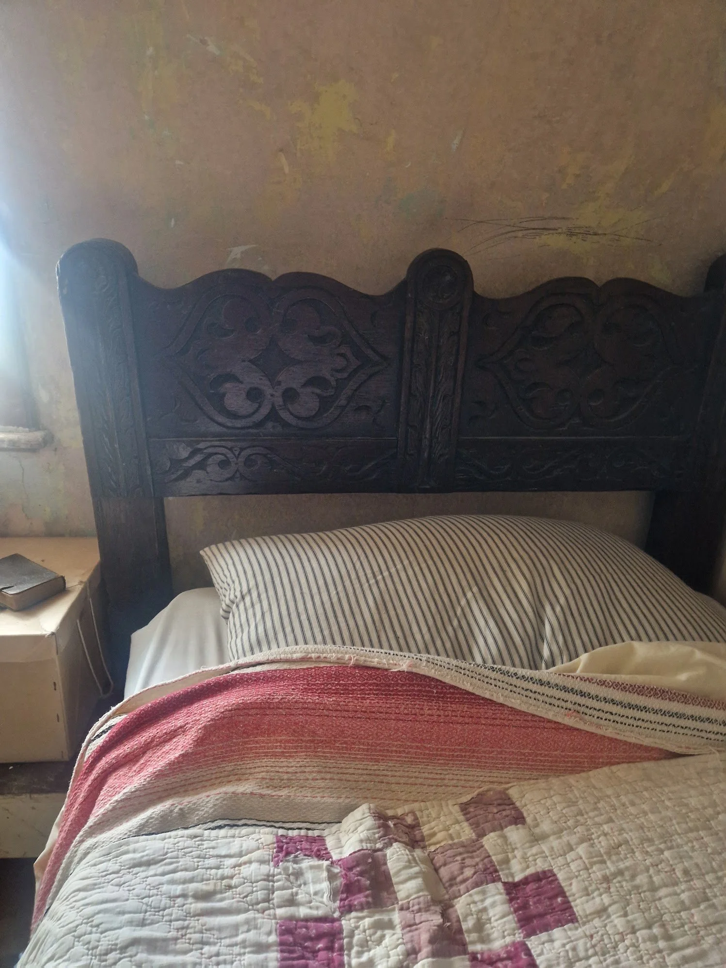 isla bed.jpg