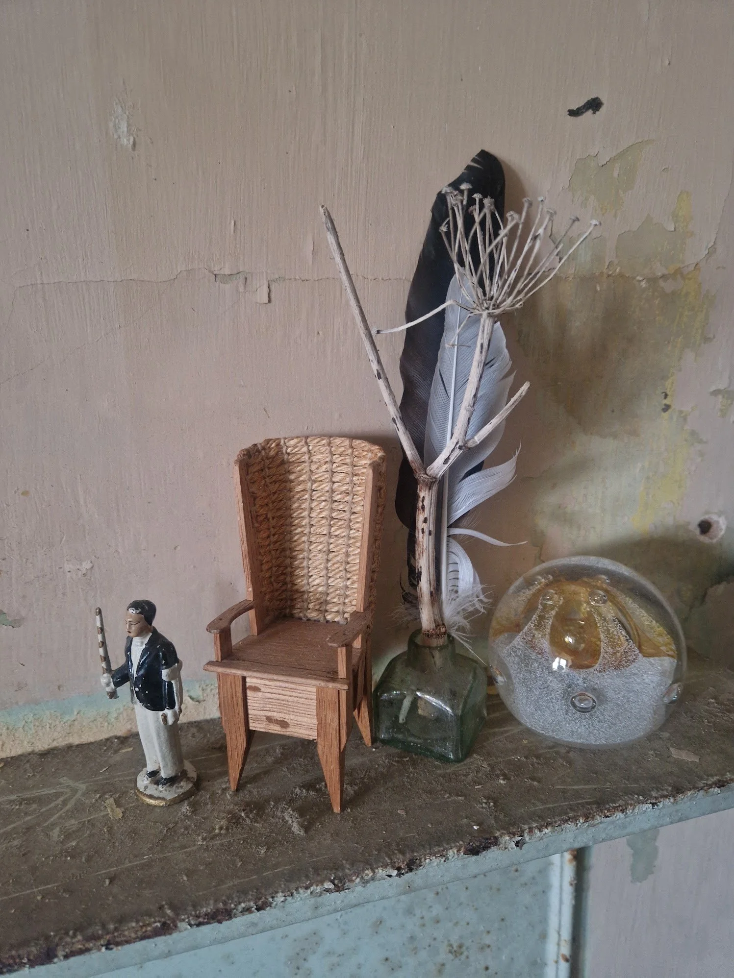 mantel treasure.jpg